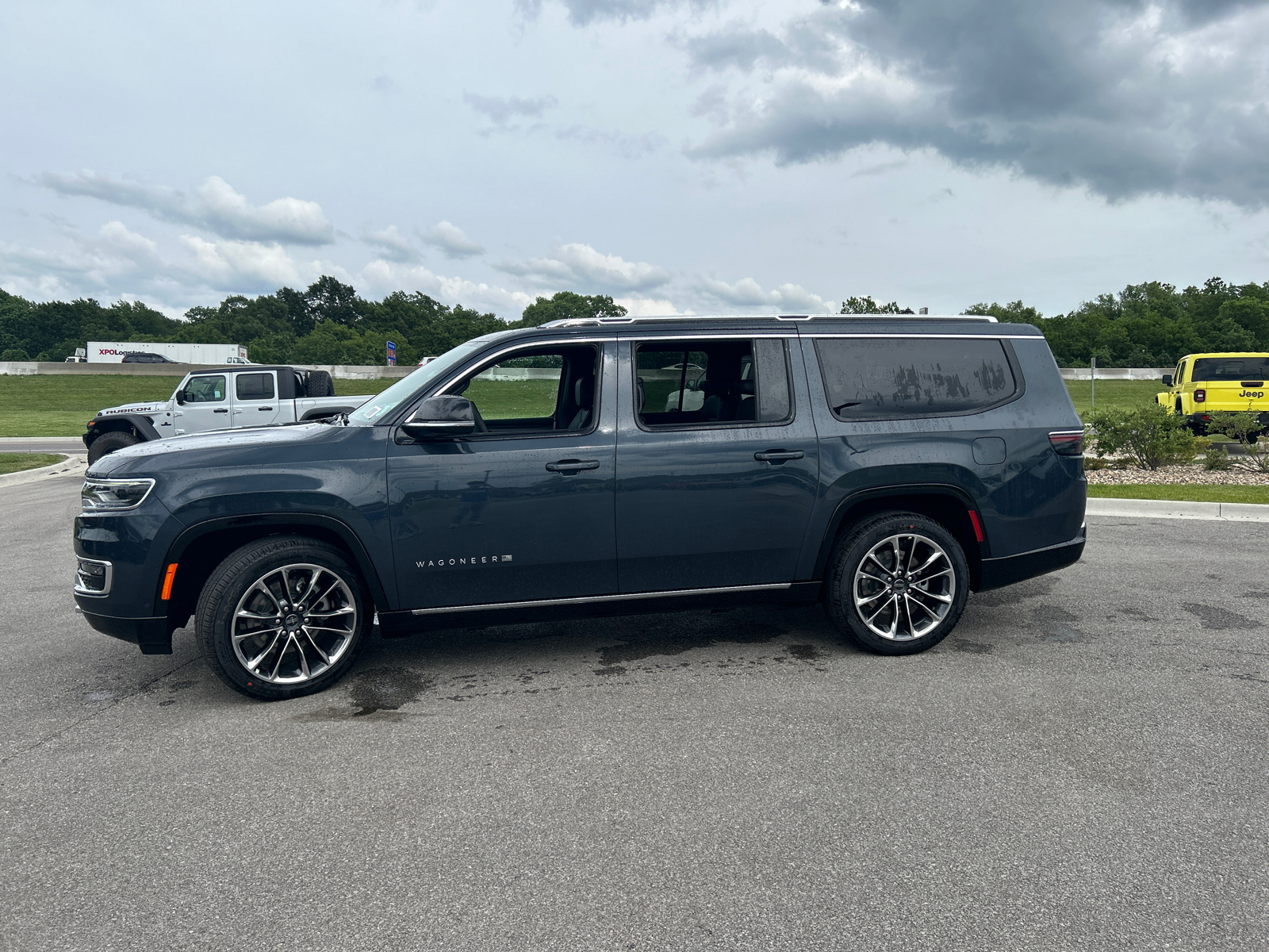 2024 Jeep Wagoneer L Series III 5