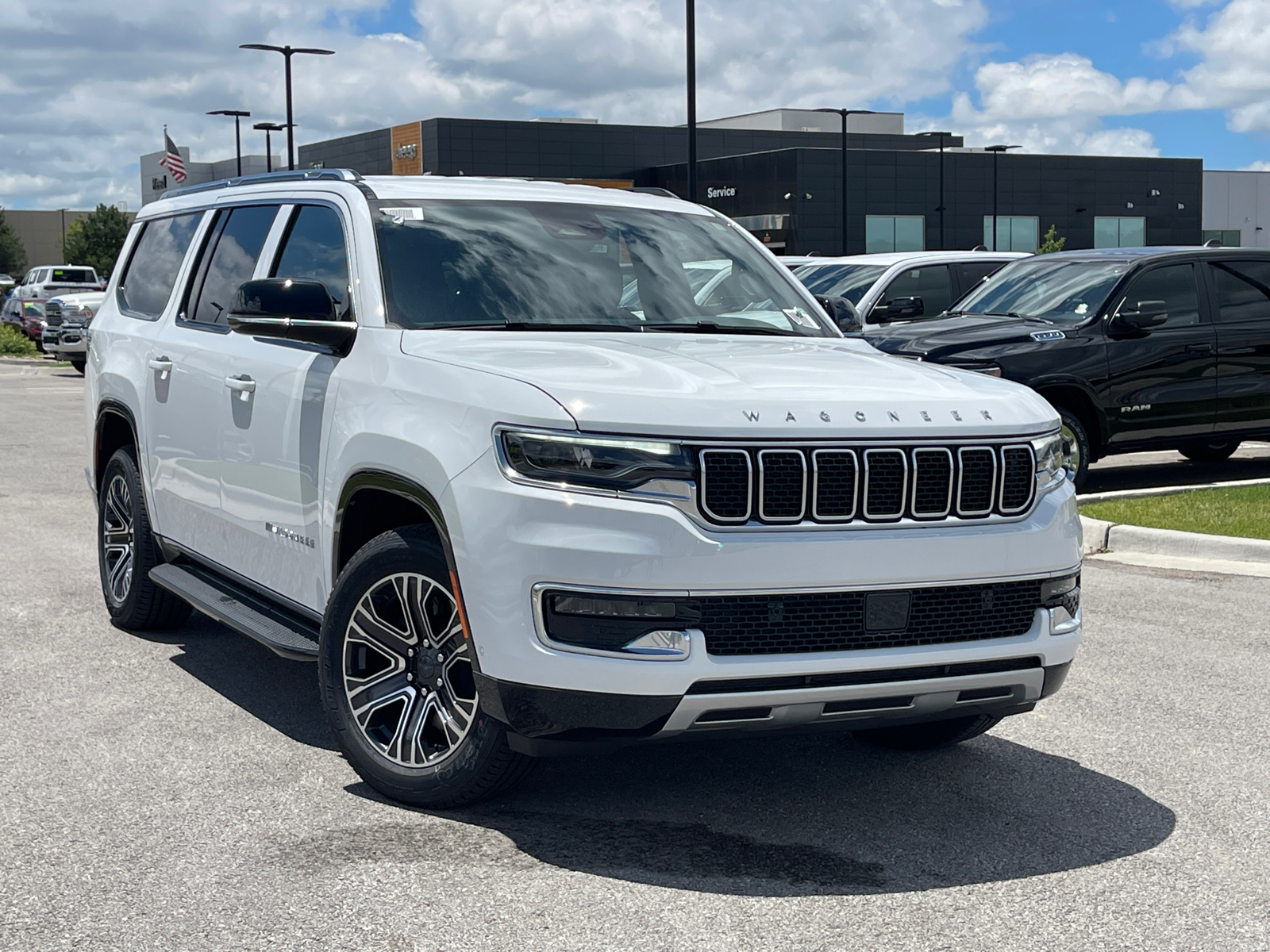 2024 Jeep Wagoneer L Series II 2