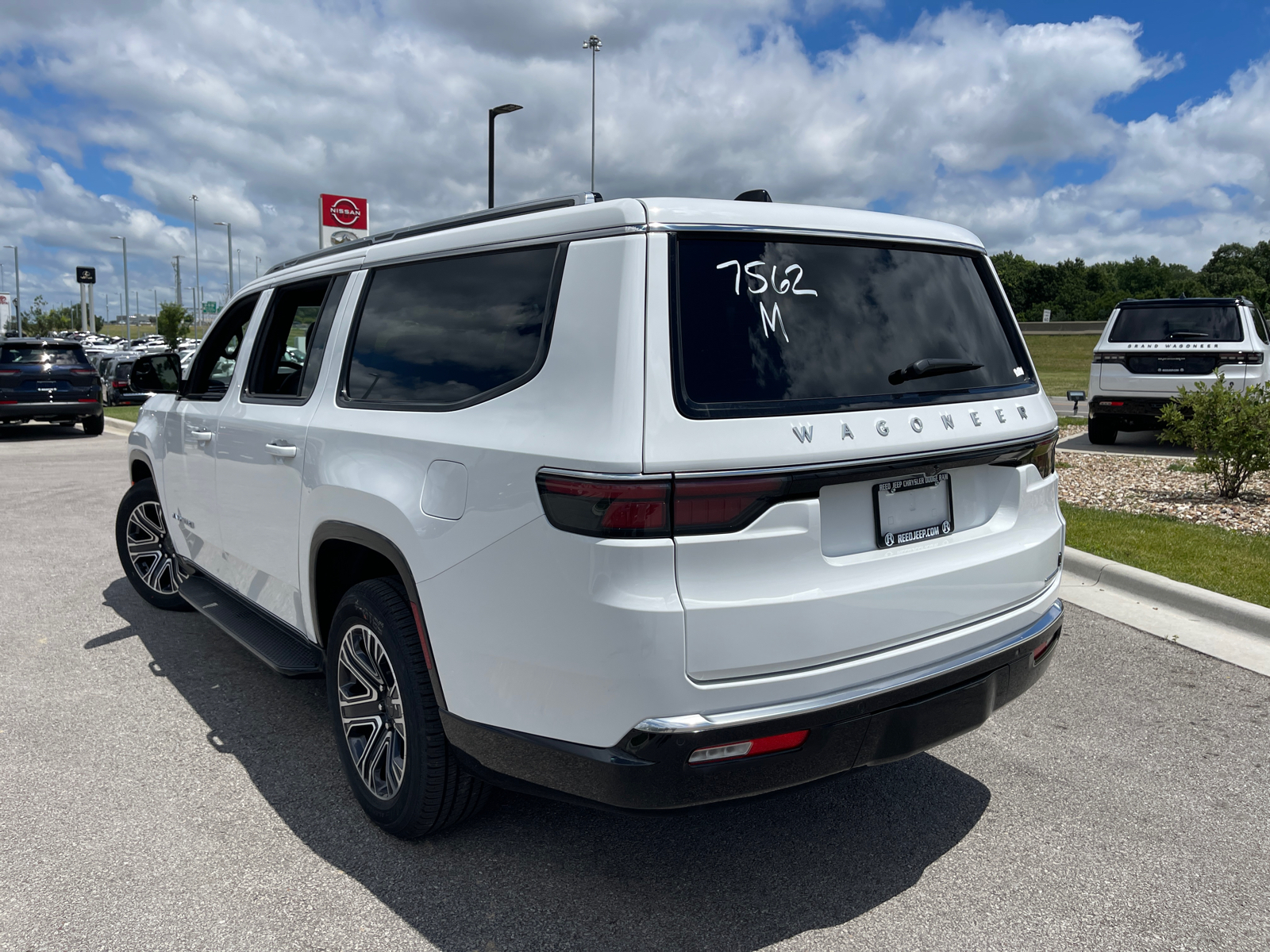 2024 Jeep Wagoneer L Series II 7