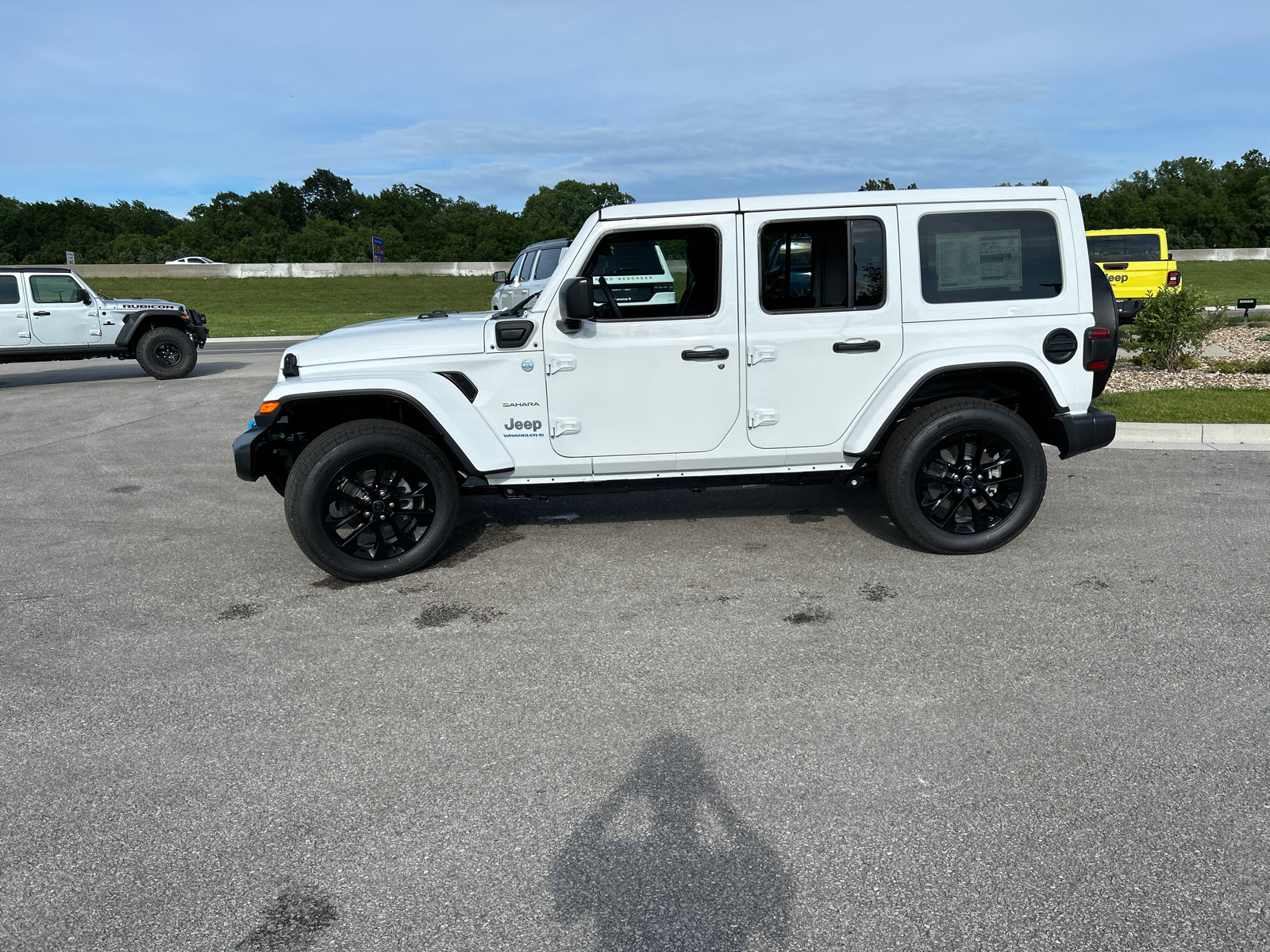 2024 Jeep Wrangler 4xe Sahara 5