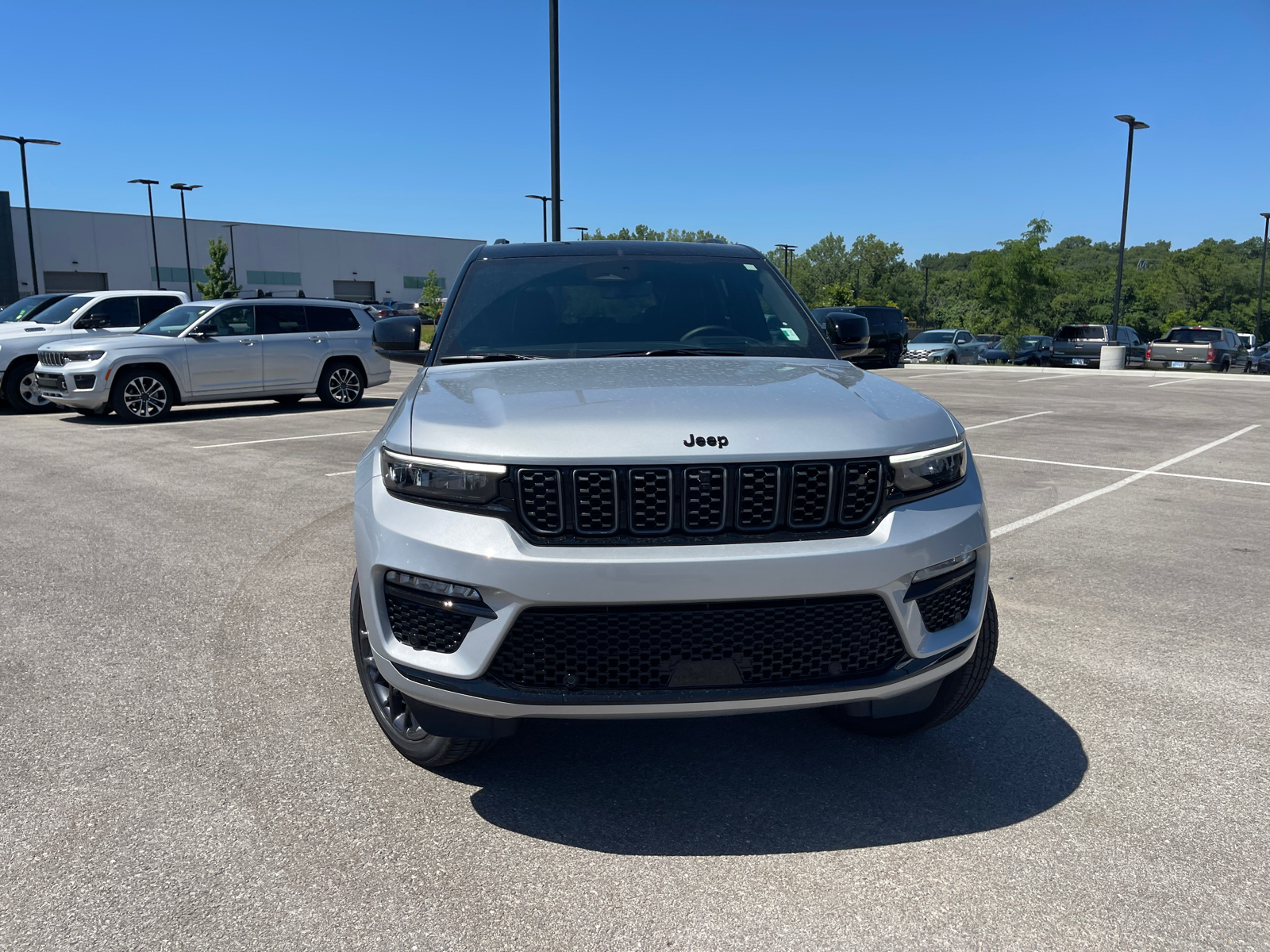 2024 Jeep Grand Cherokee Summit 3