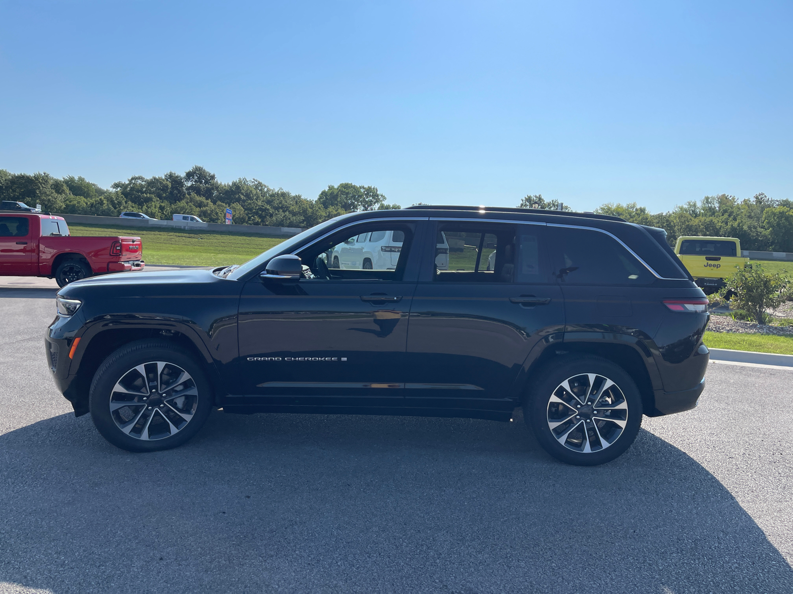 2024 Jeep Grand Cherokee Overland 5