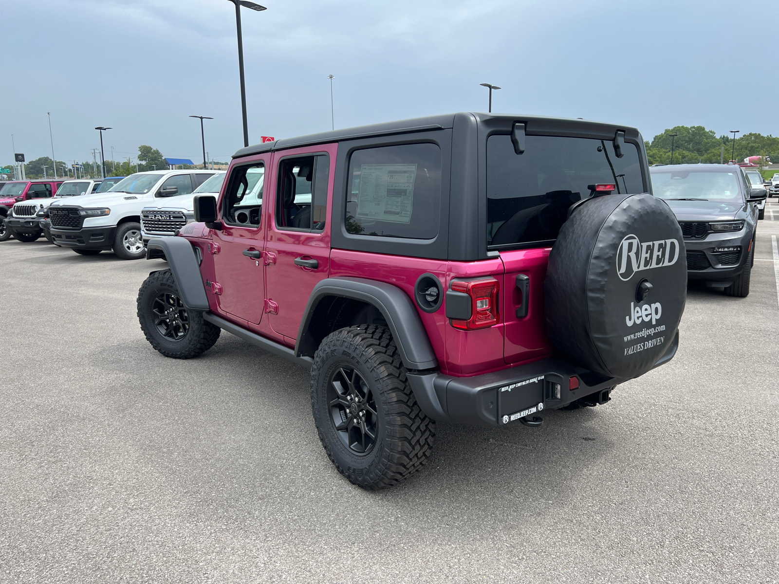 2024 Jeep Wrangler Willys 7