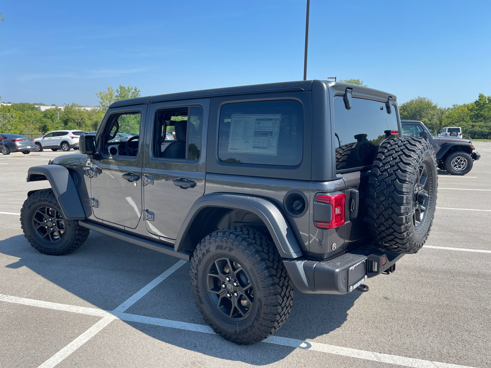 2024 Jeep Wrangler Willys 7