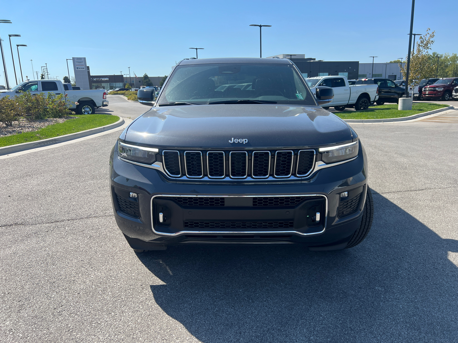 2024 Jeep Grand Cherokee Overland 3