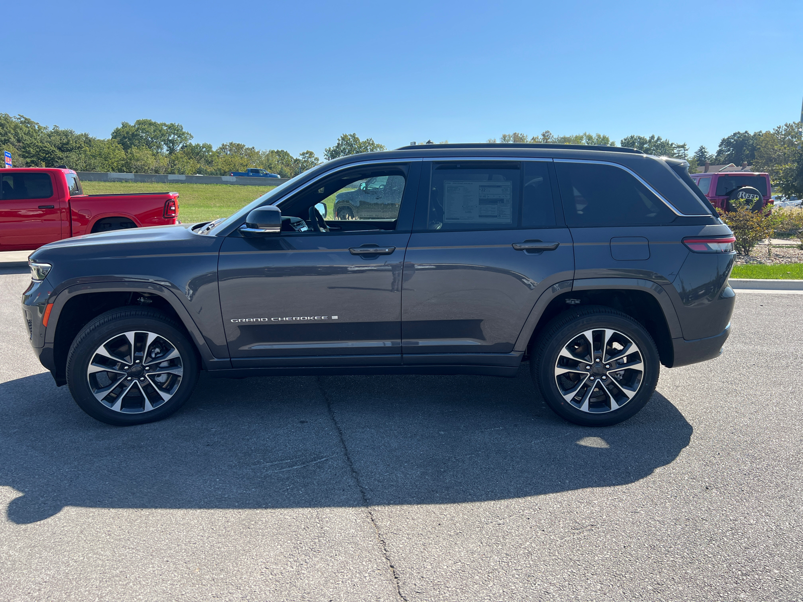 2024 Jeep Grand Cherokee Overland 5