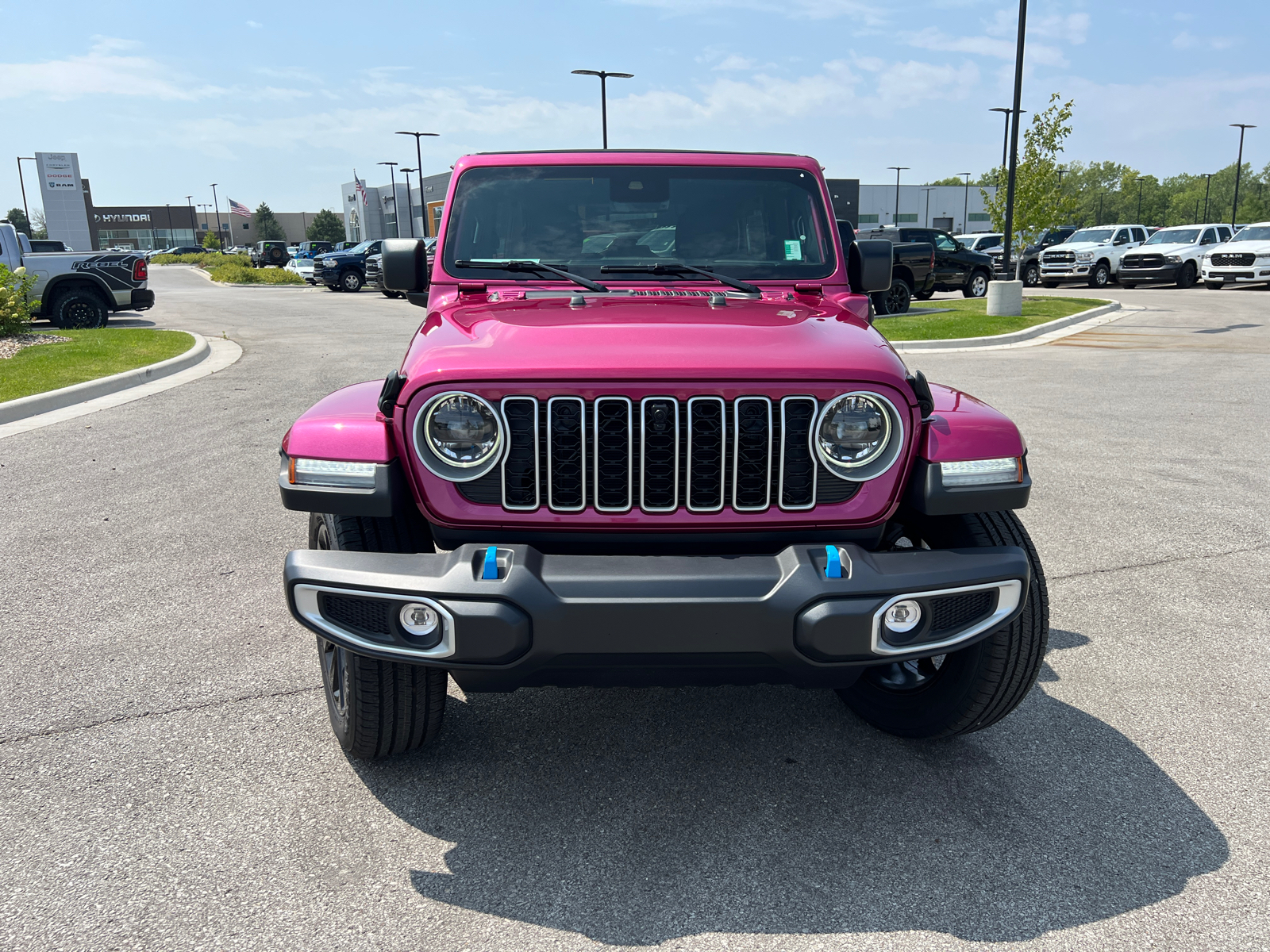 2024 Jeep Wrangler 4xe Sahara 3