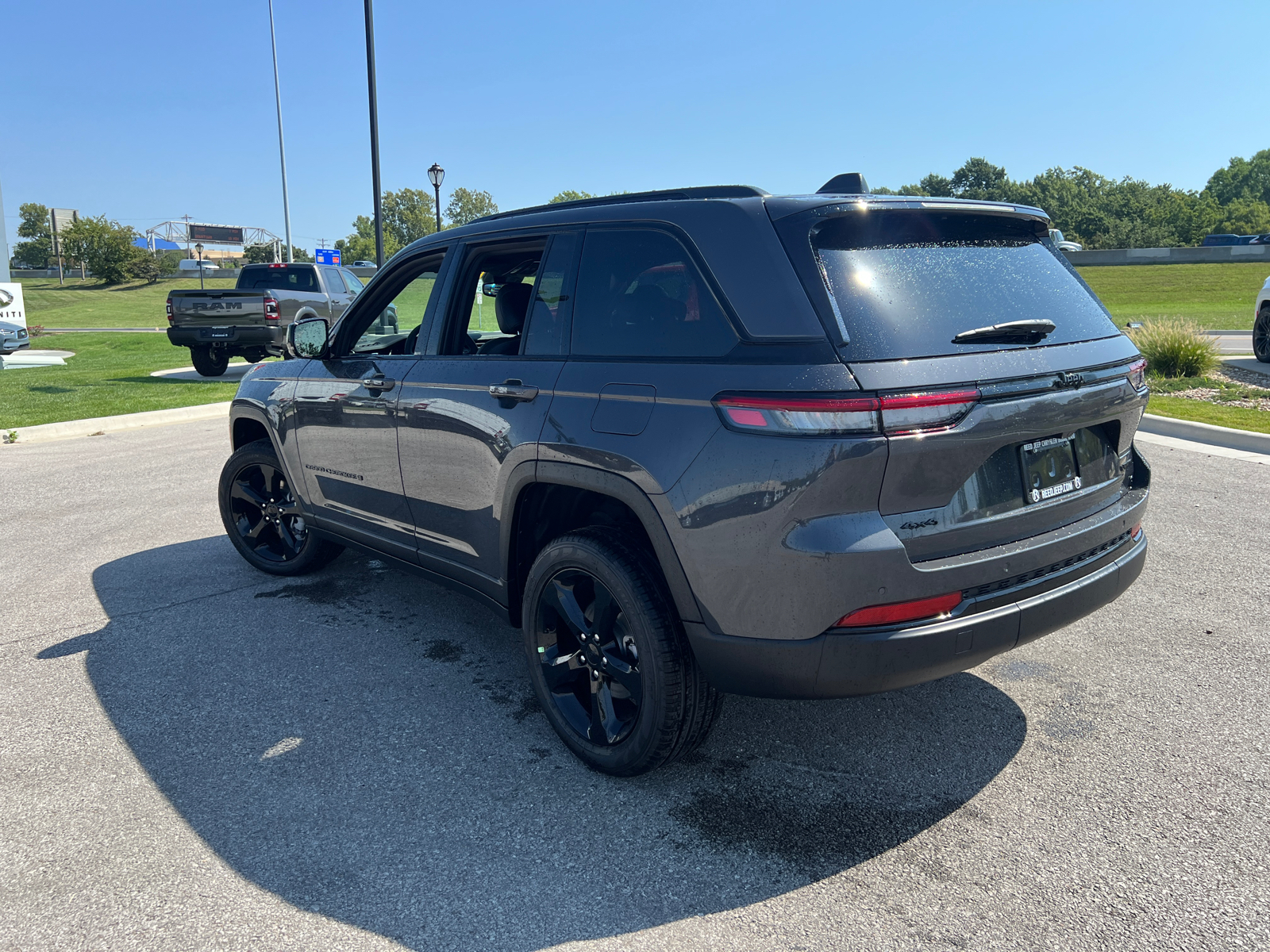 2024 Jeep Grand Cherokee Limited 7