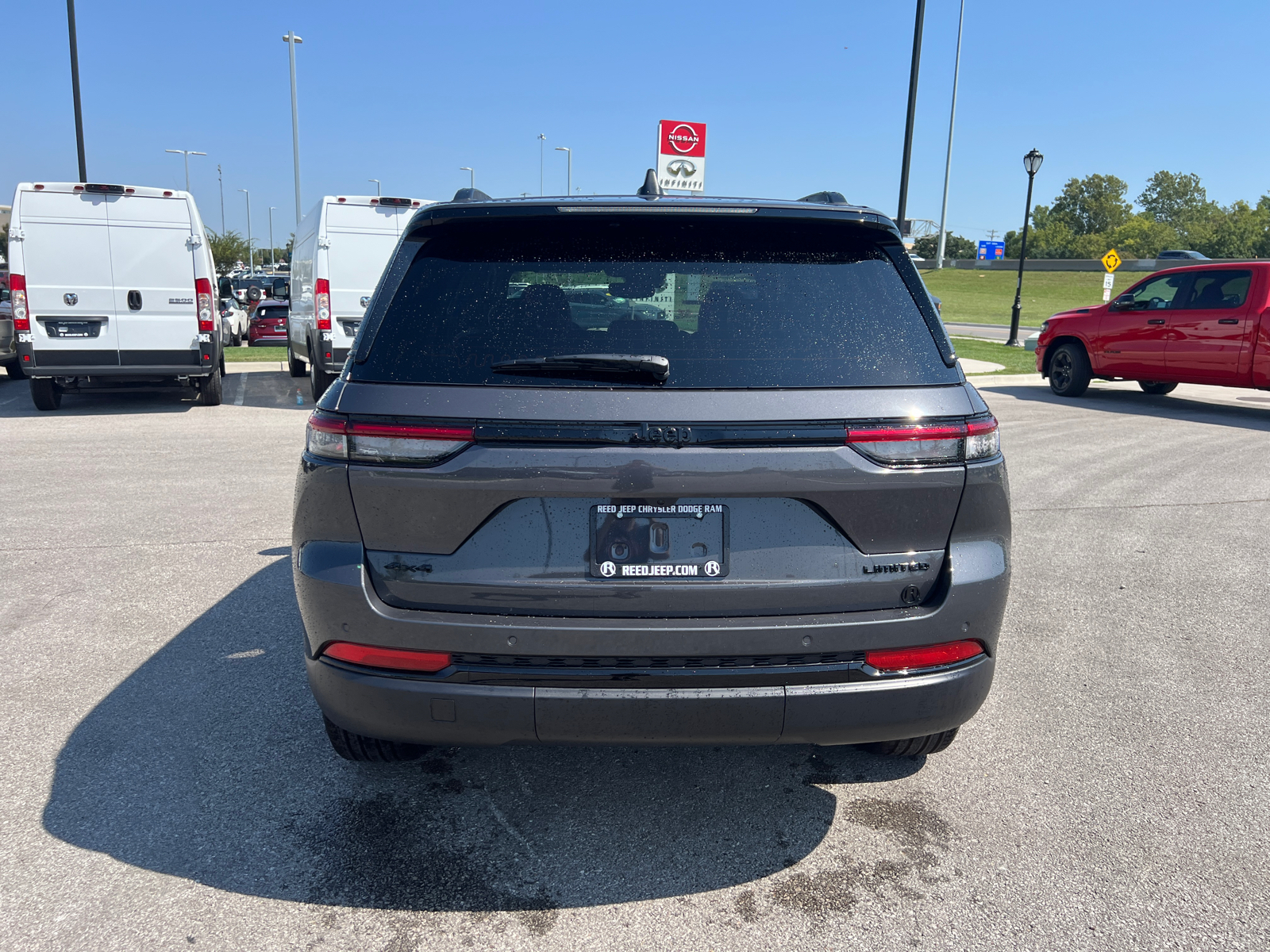 2024 Jeep Grand Cherokee Limited 8