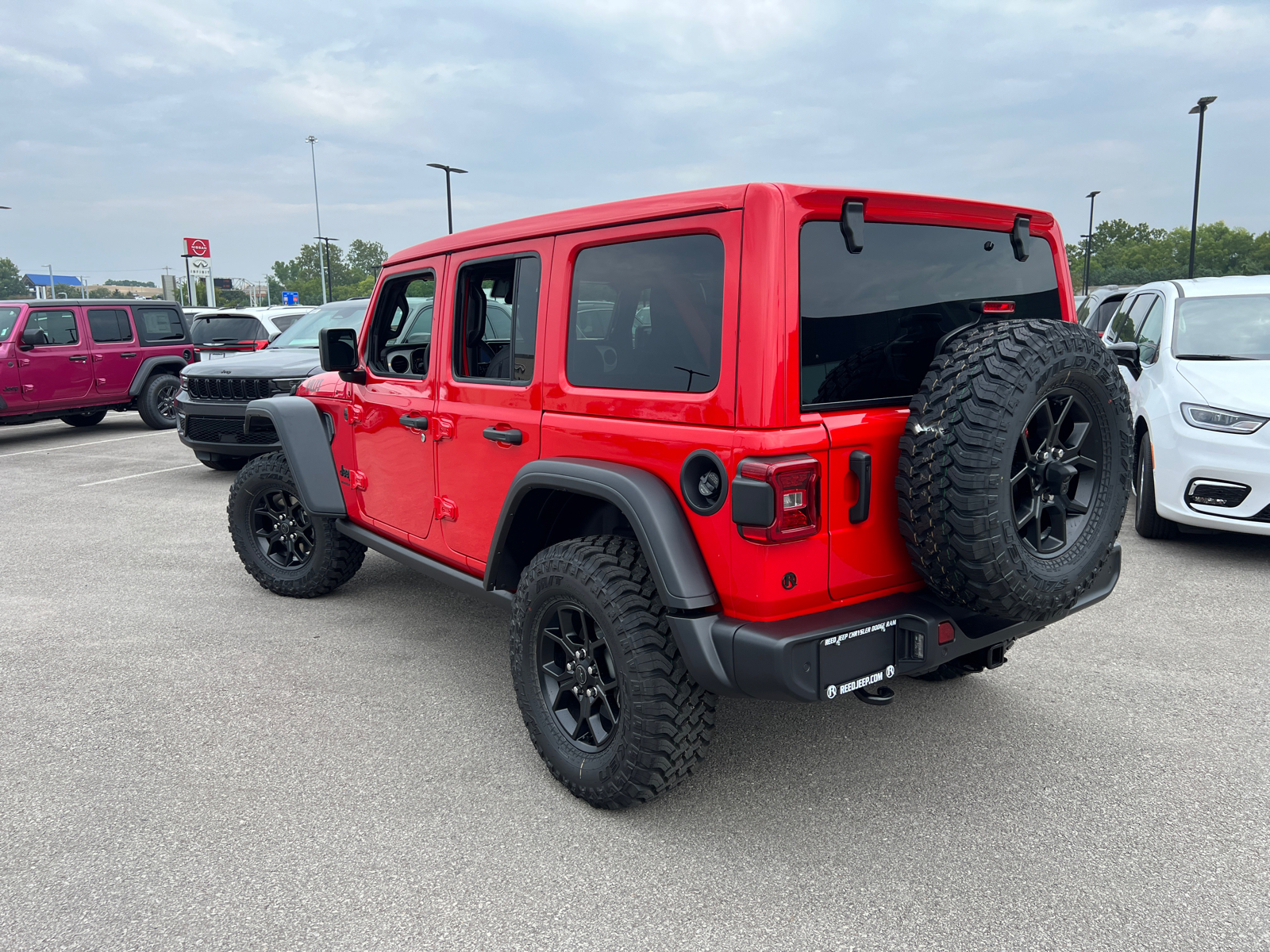 2024 Jeep Wrangler Willys 7