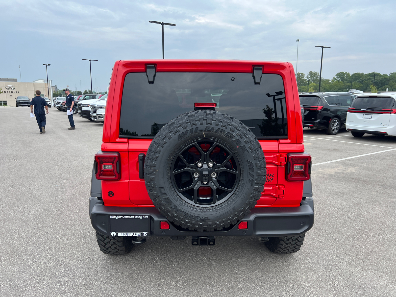 2024 Jeep Wrangler Willys 8