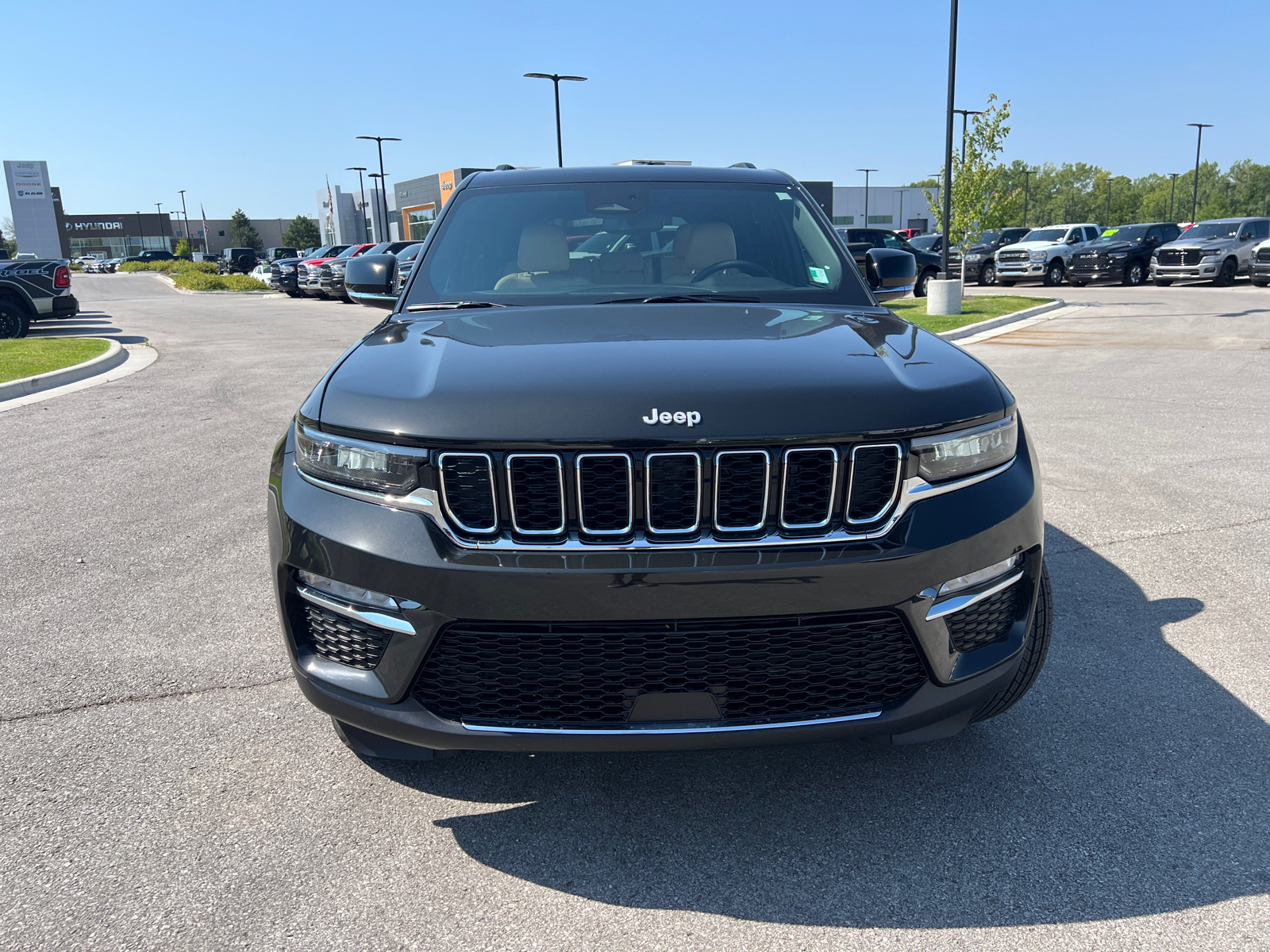 2024 Jeep Grand Cherokee Limited 3