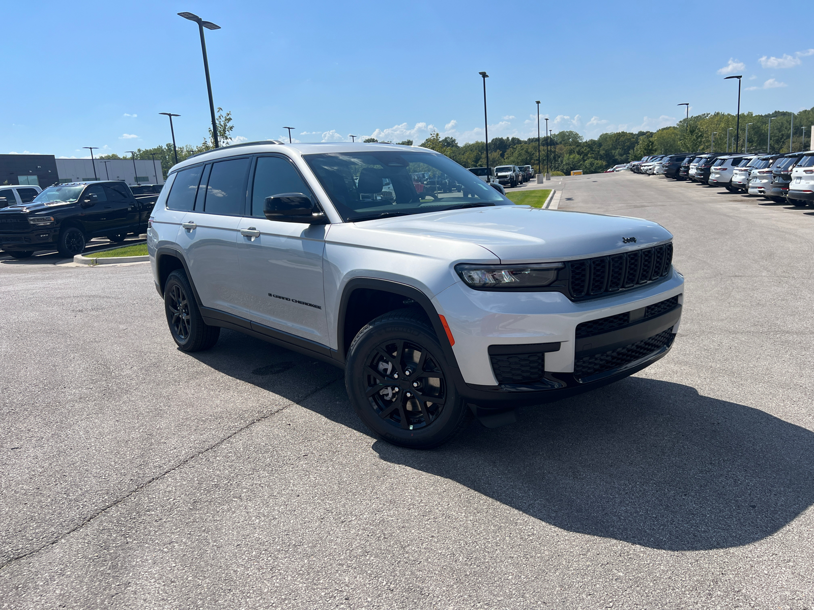 2024 Jeep Grand Cherokee L Altitude X 1