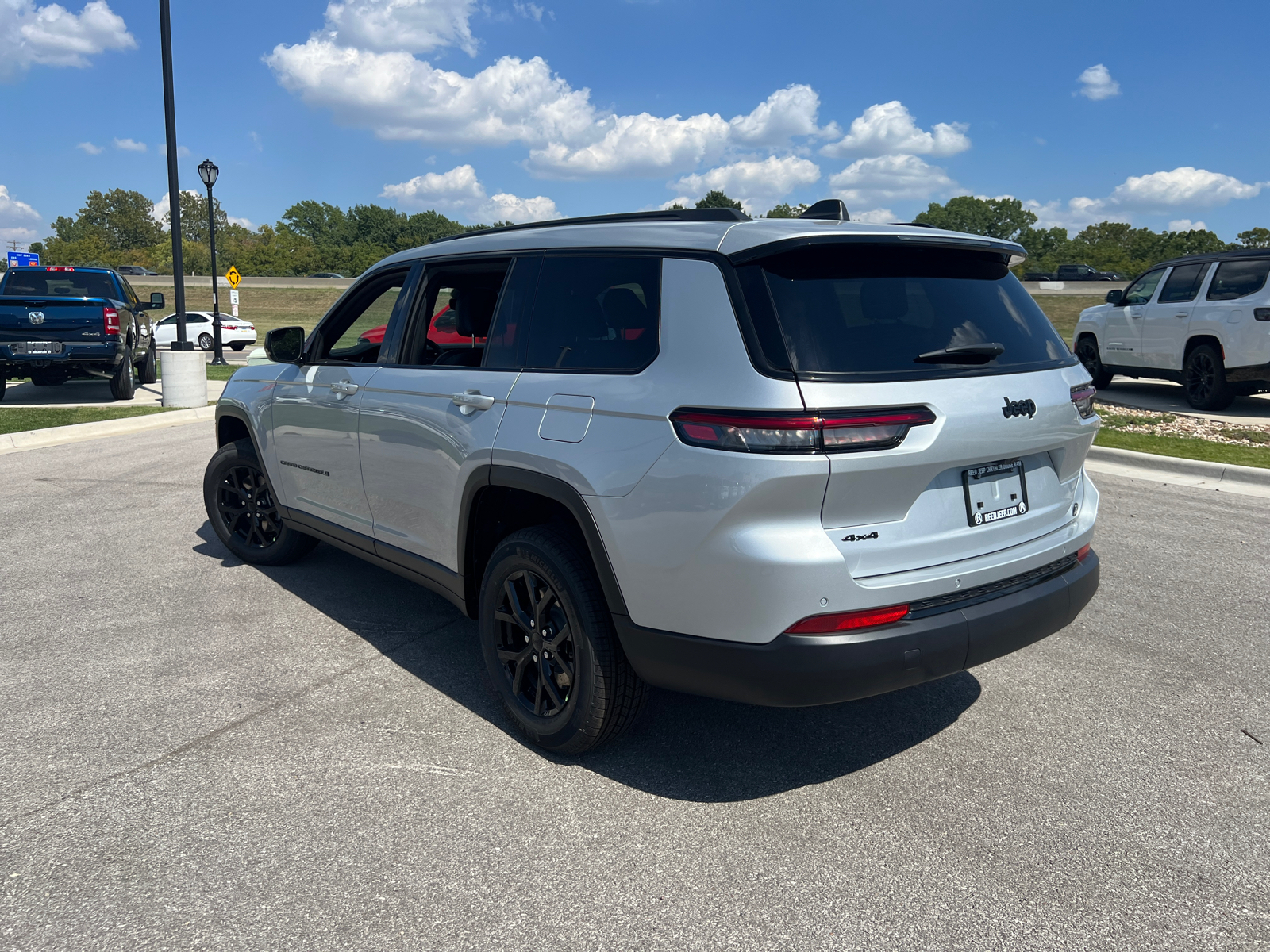 2024 Jeep Grand Cherokee L Altitude X 7