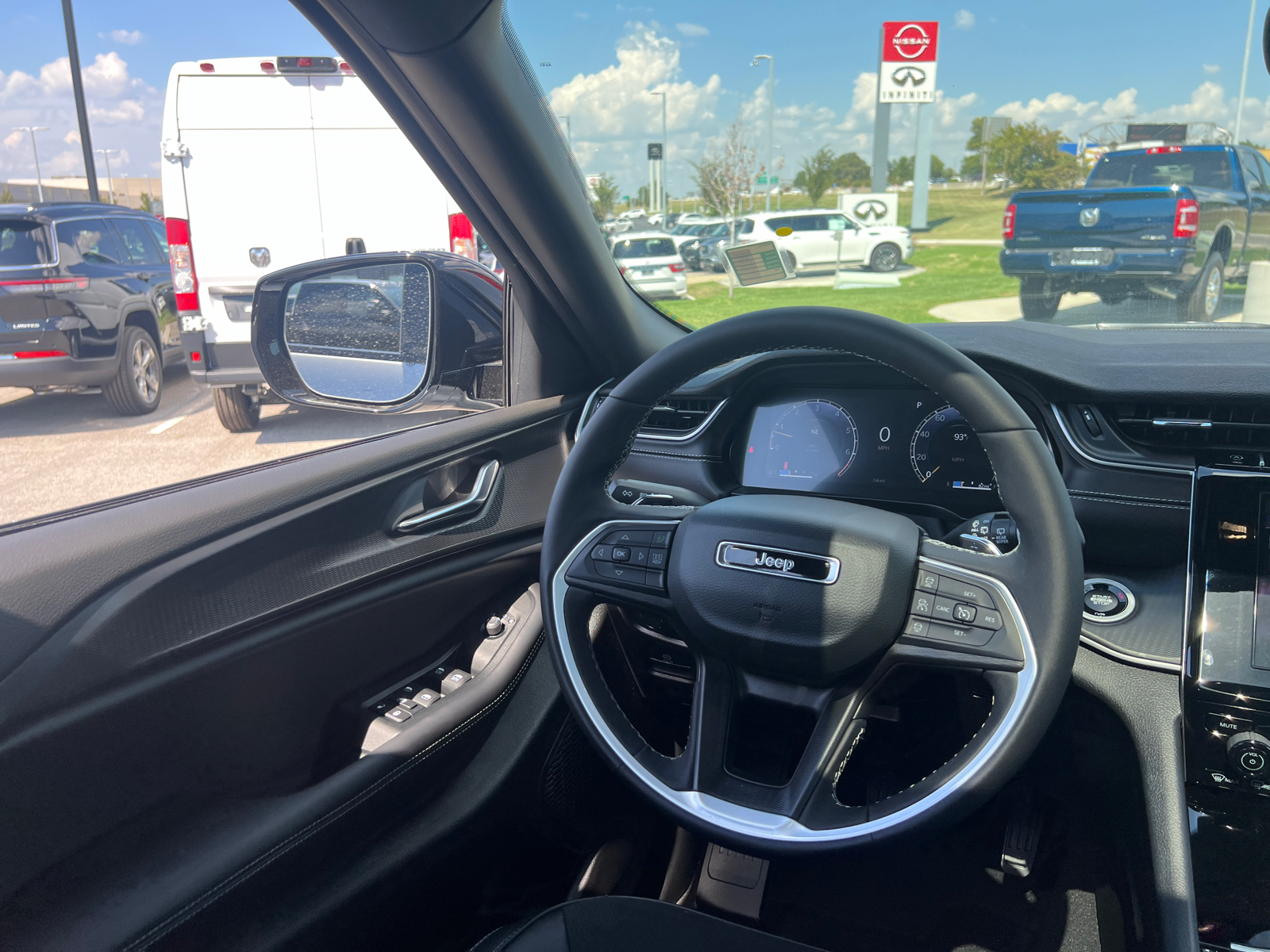 2024 Jeep Grand Cherokee L Altitude X 16