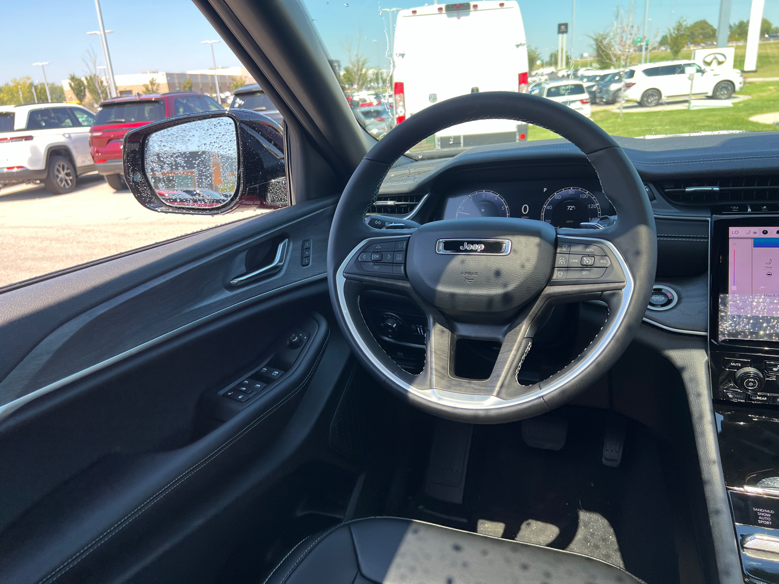 2024 Jeep Grand Cherokee L Limited 16