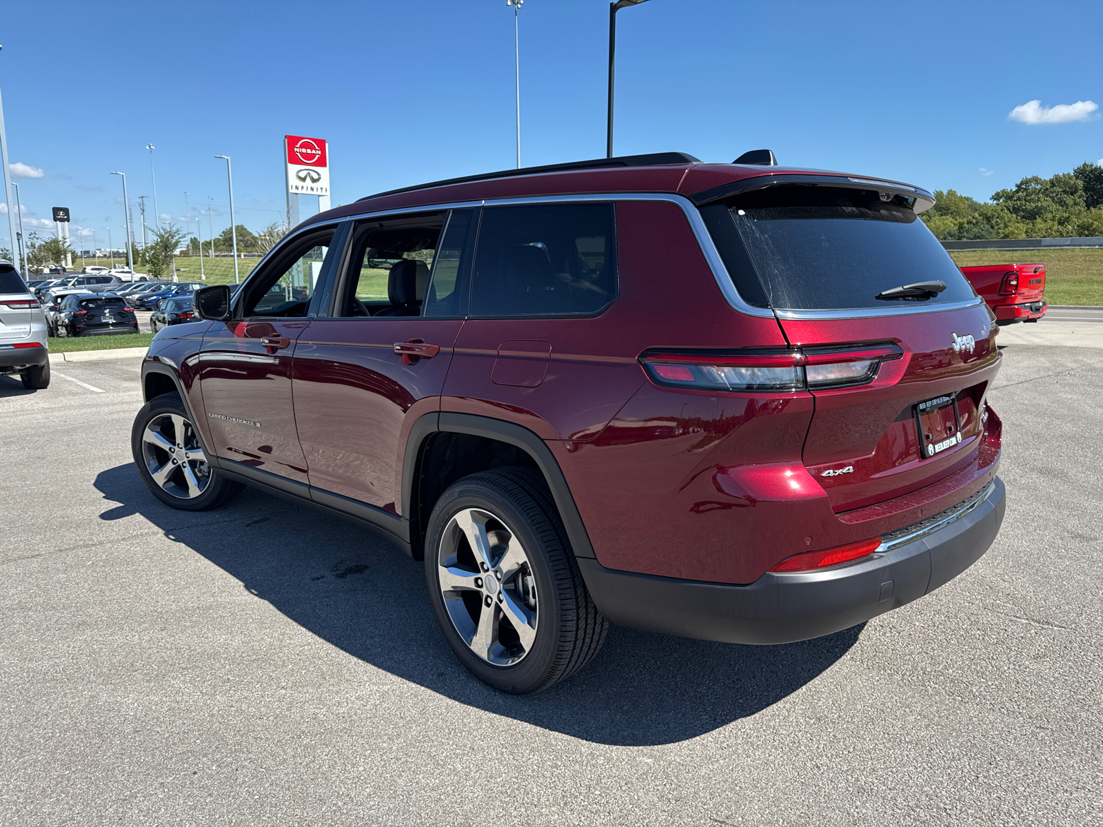 2024 Jeep Grand Cherokee L Limited 7