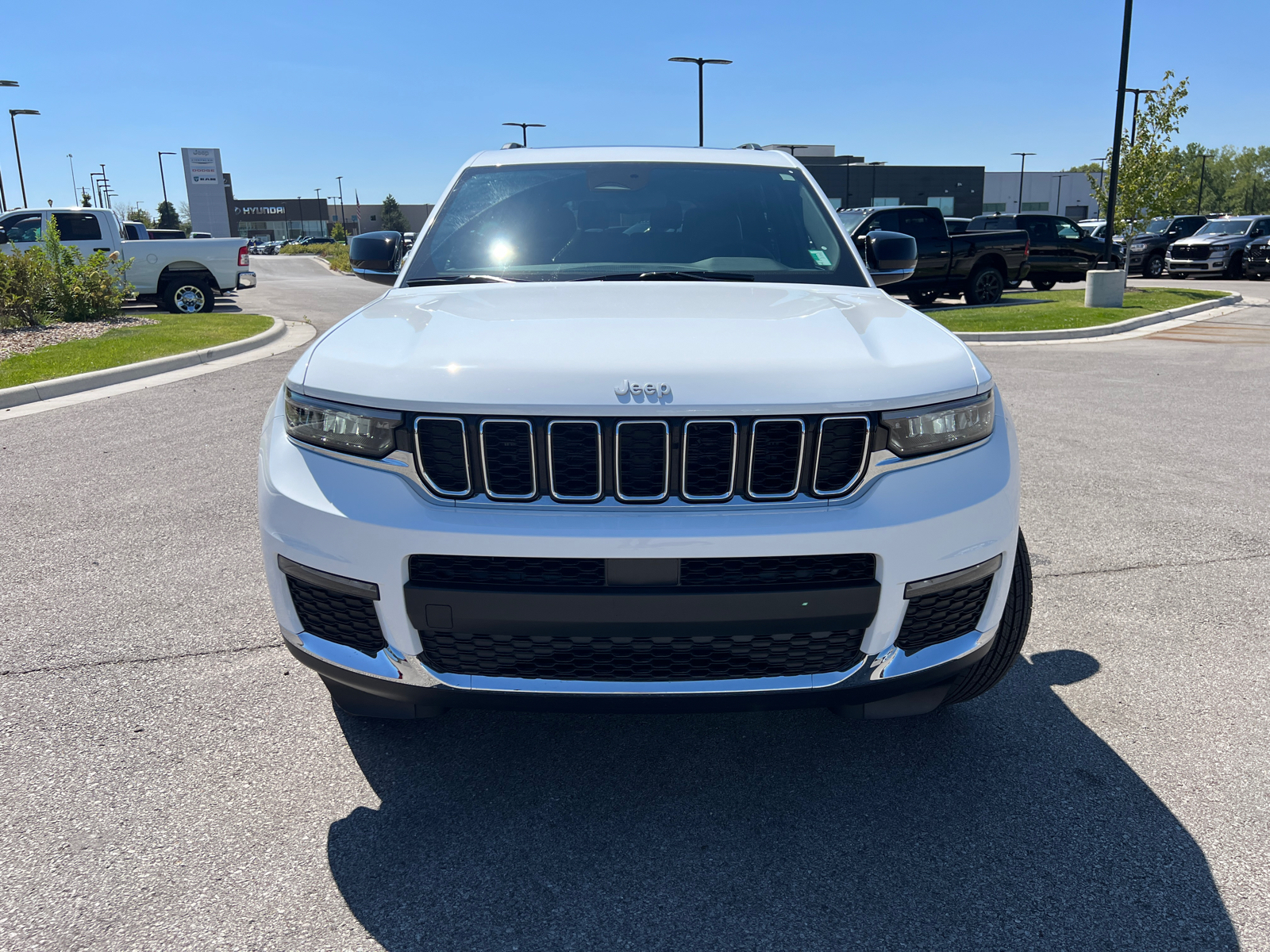 2024 Jeep Grand Cherokee L Limited 3