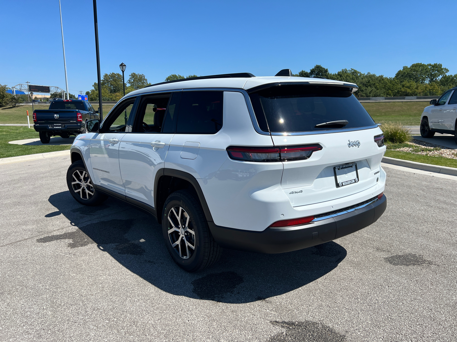 2024 Jeep Grand Cherokee L Limited 7