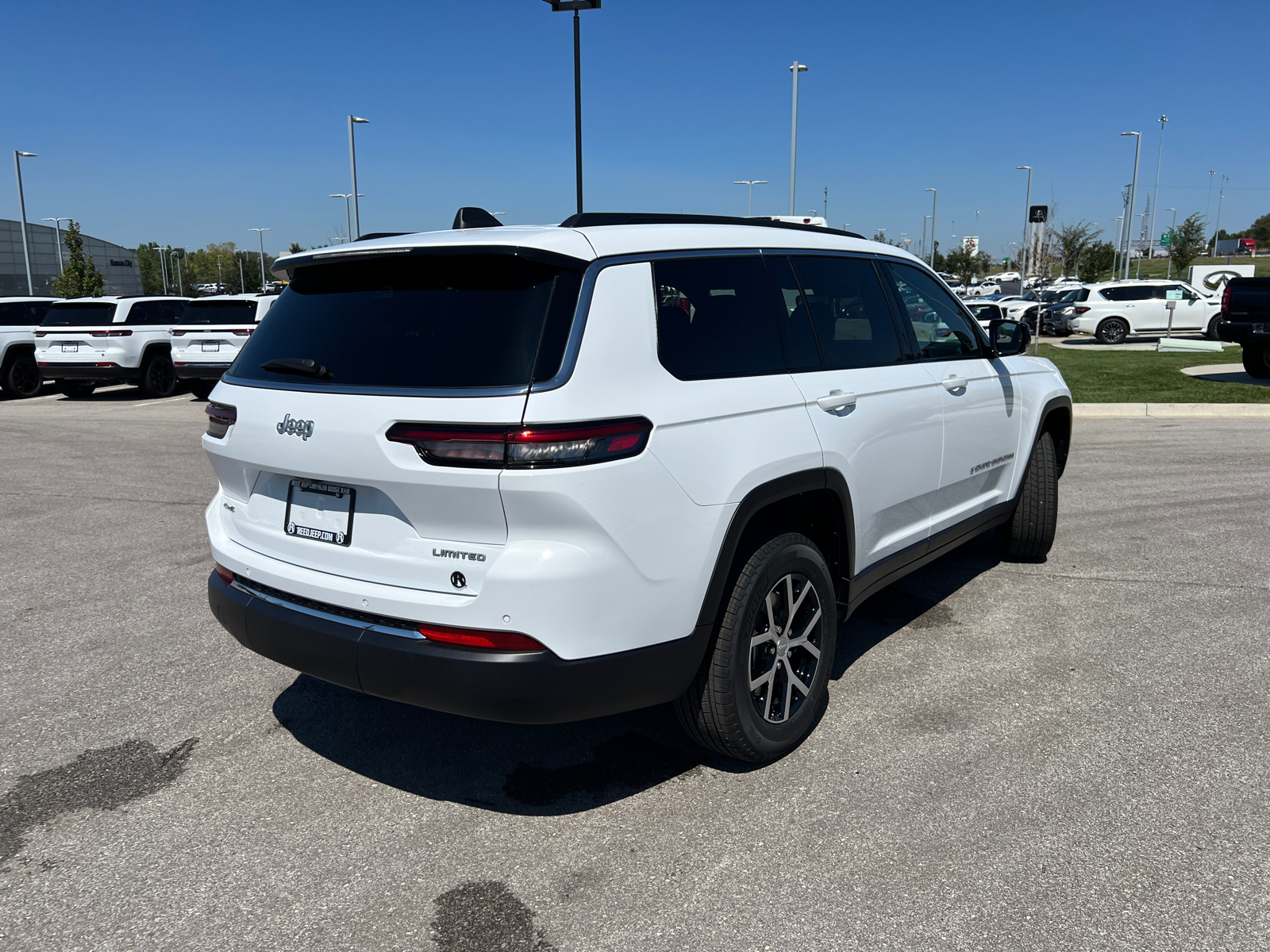 2024 Jeep Grand Cherokee L Limited 9