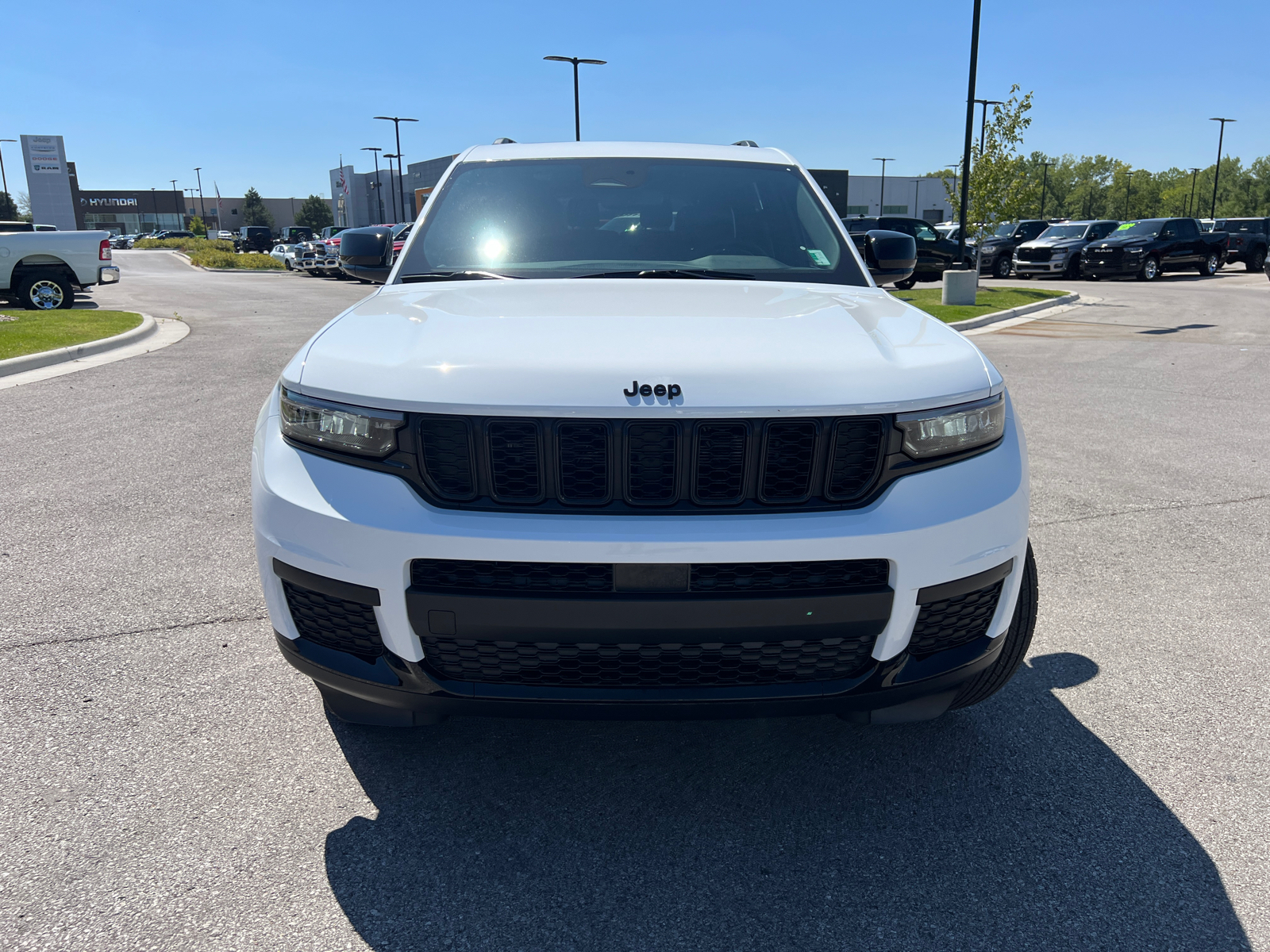 2024 Jeep Grand Cherokee L Altitude X 3