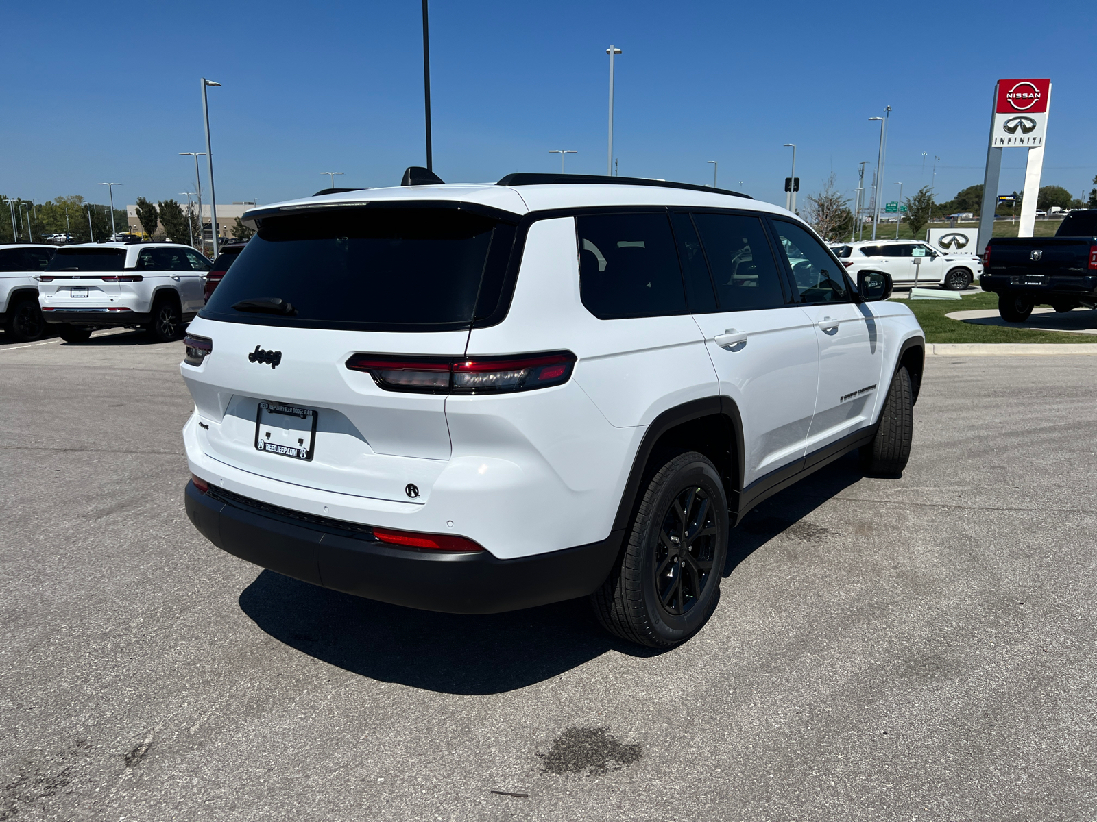 2024 Jeep Grand Cherokee L Altitude X 9