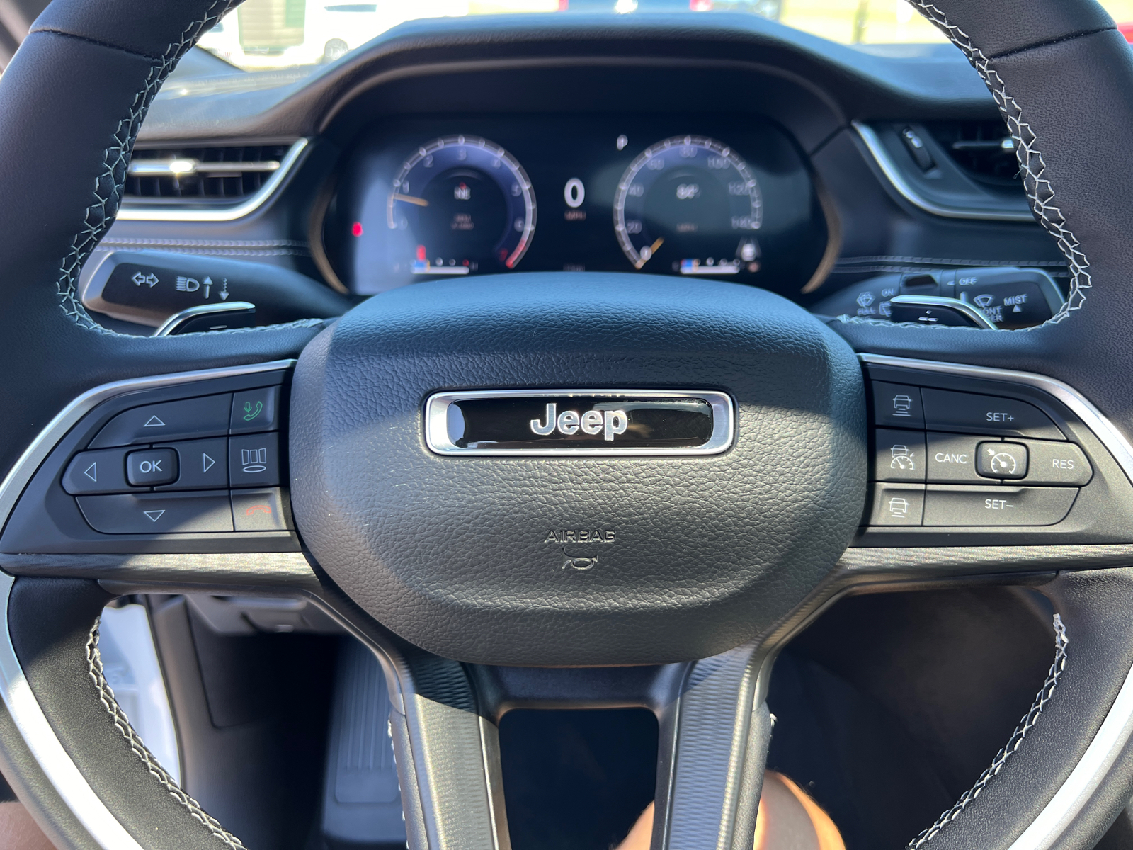 2024 Jeep Grand Cherokee L Altitude X 25