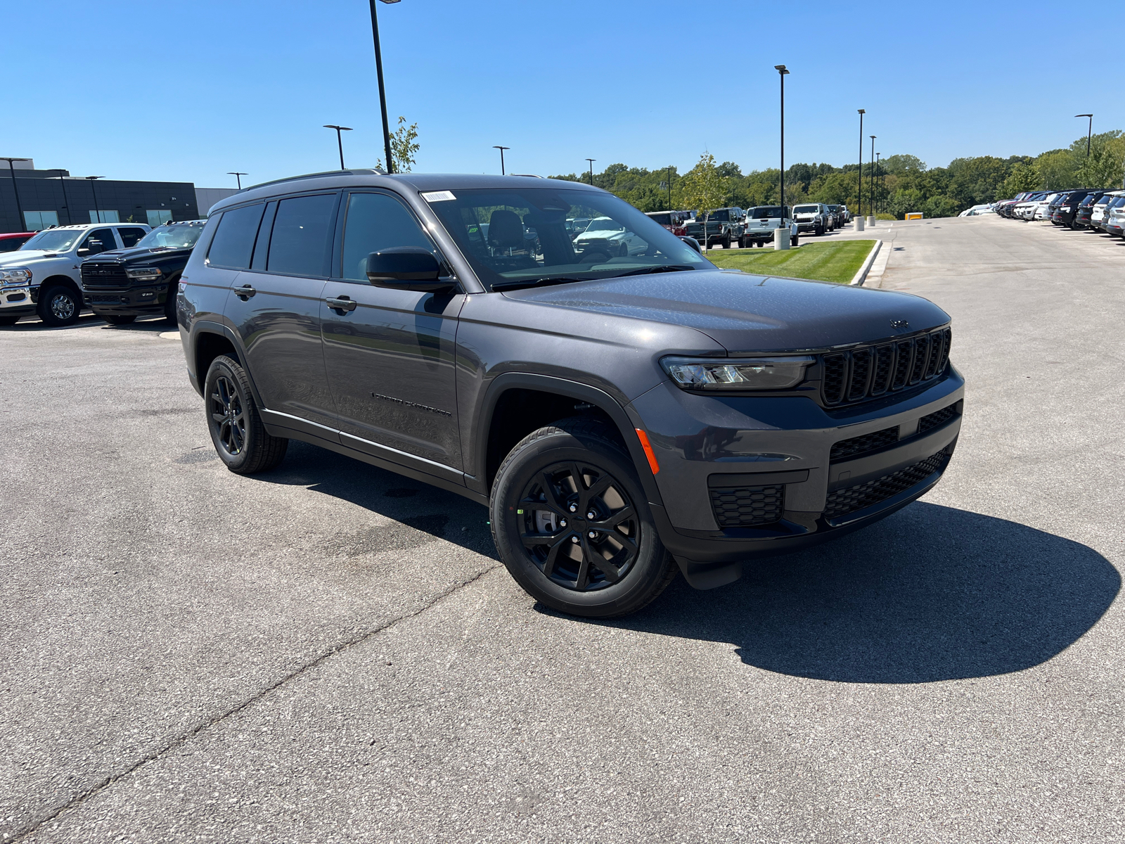 2024 Jeep Grand Cherokee L Altitude X 1