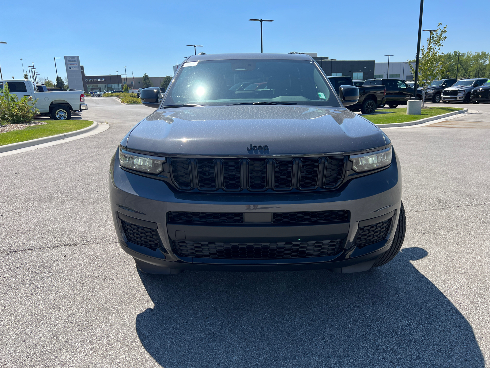 2024 Jeep Grand Cherokee L Altitude X 3