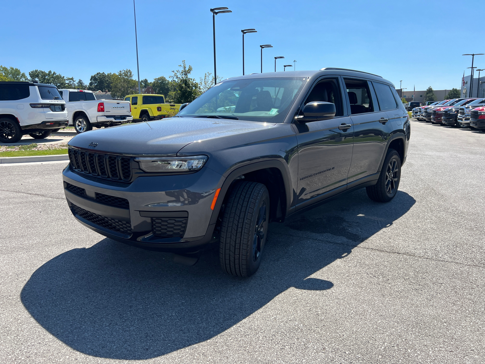 2024 Jeep Grand Cherokee L Altitude X 4