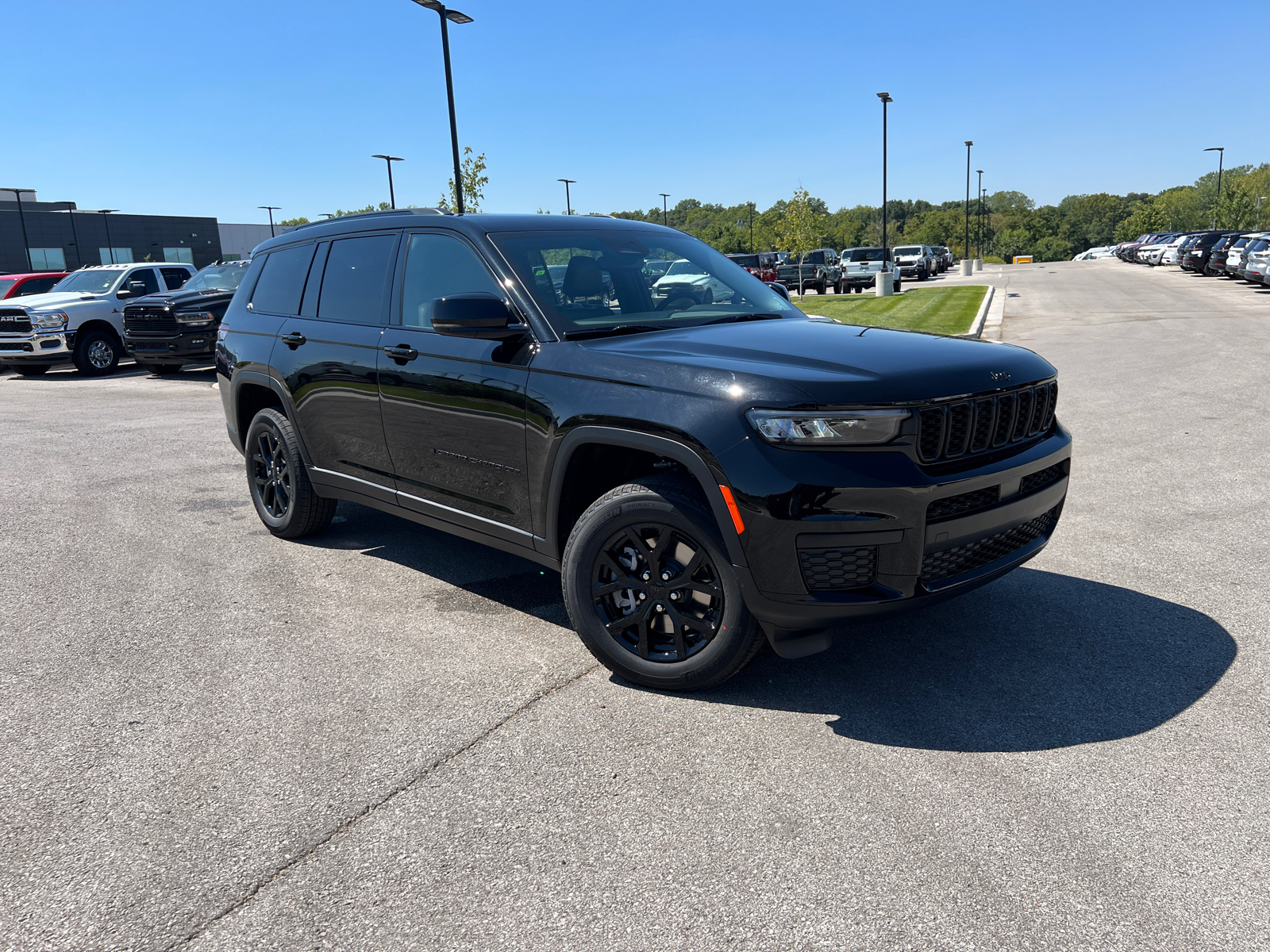 2024 Jeep Grand Cherokee L Altitude X 1