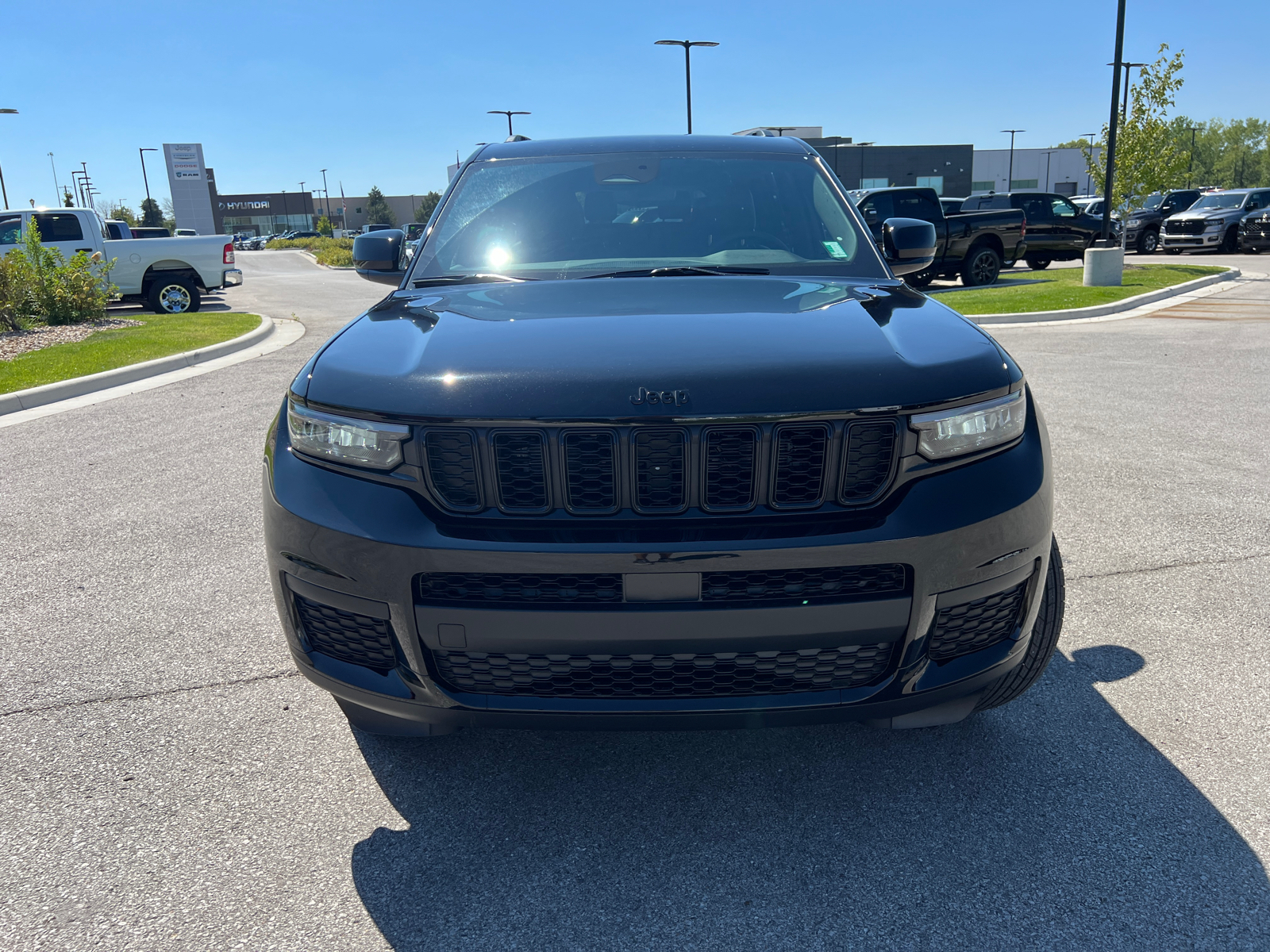 2024 Jeep Grand Cherokee L Altitude X 3