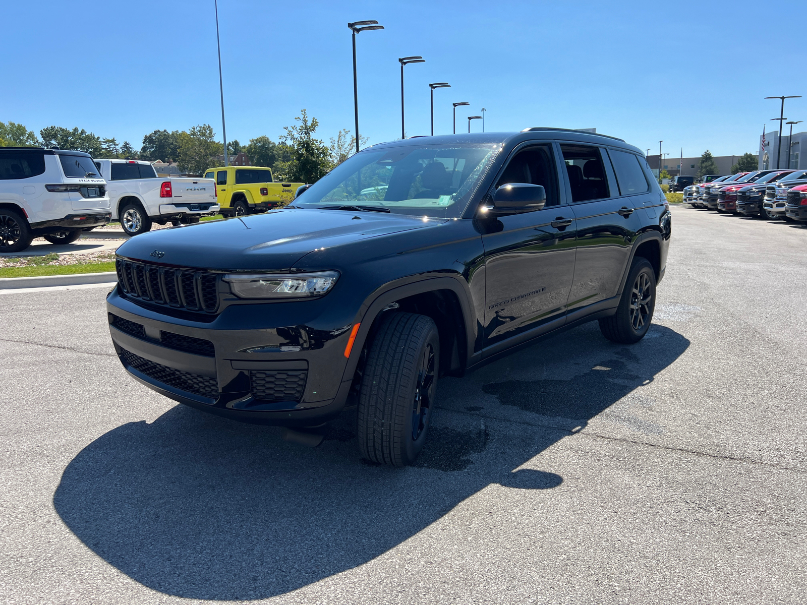 2024 Jeep Grand Cherokee L Altitude X 4