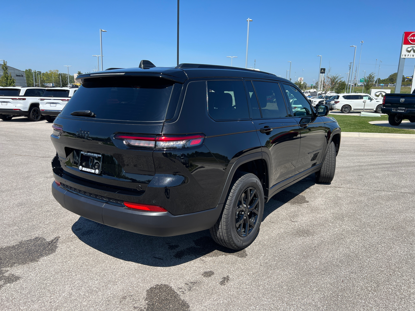 2024 Jeep Grand Cherokee L Altitude X 9