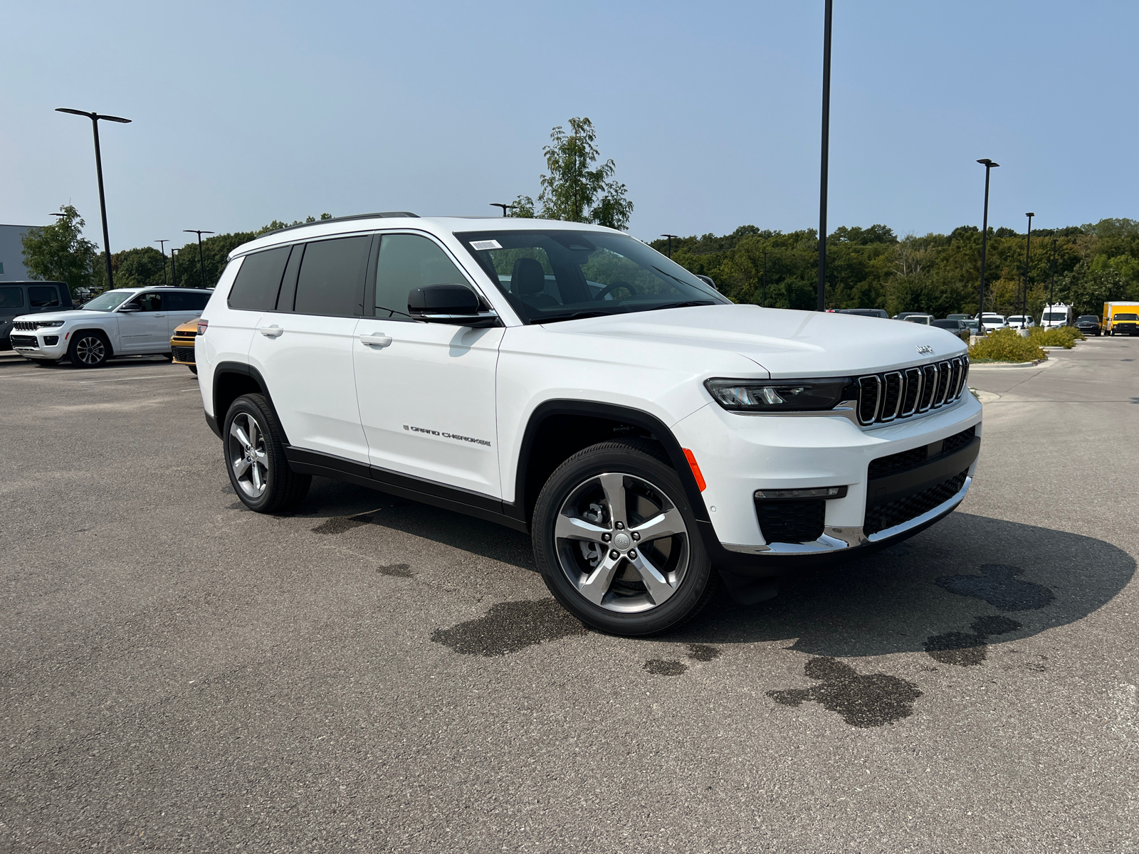 2024 Jeep Grand Cherokee L Limited 1