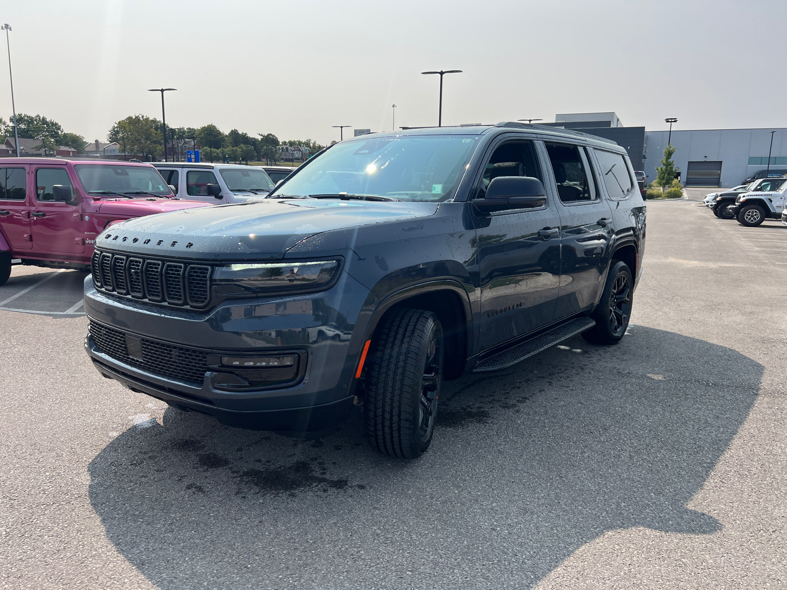 2024 Jeep Wagoneer Series II Carbide 4