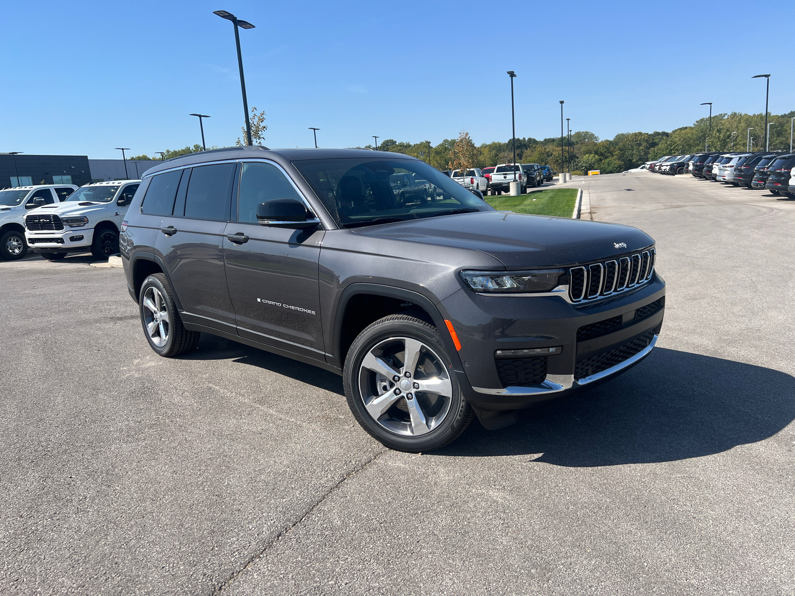 2024 Jeep Grand Cherokee L Limited 1