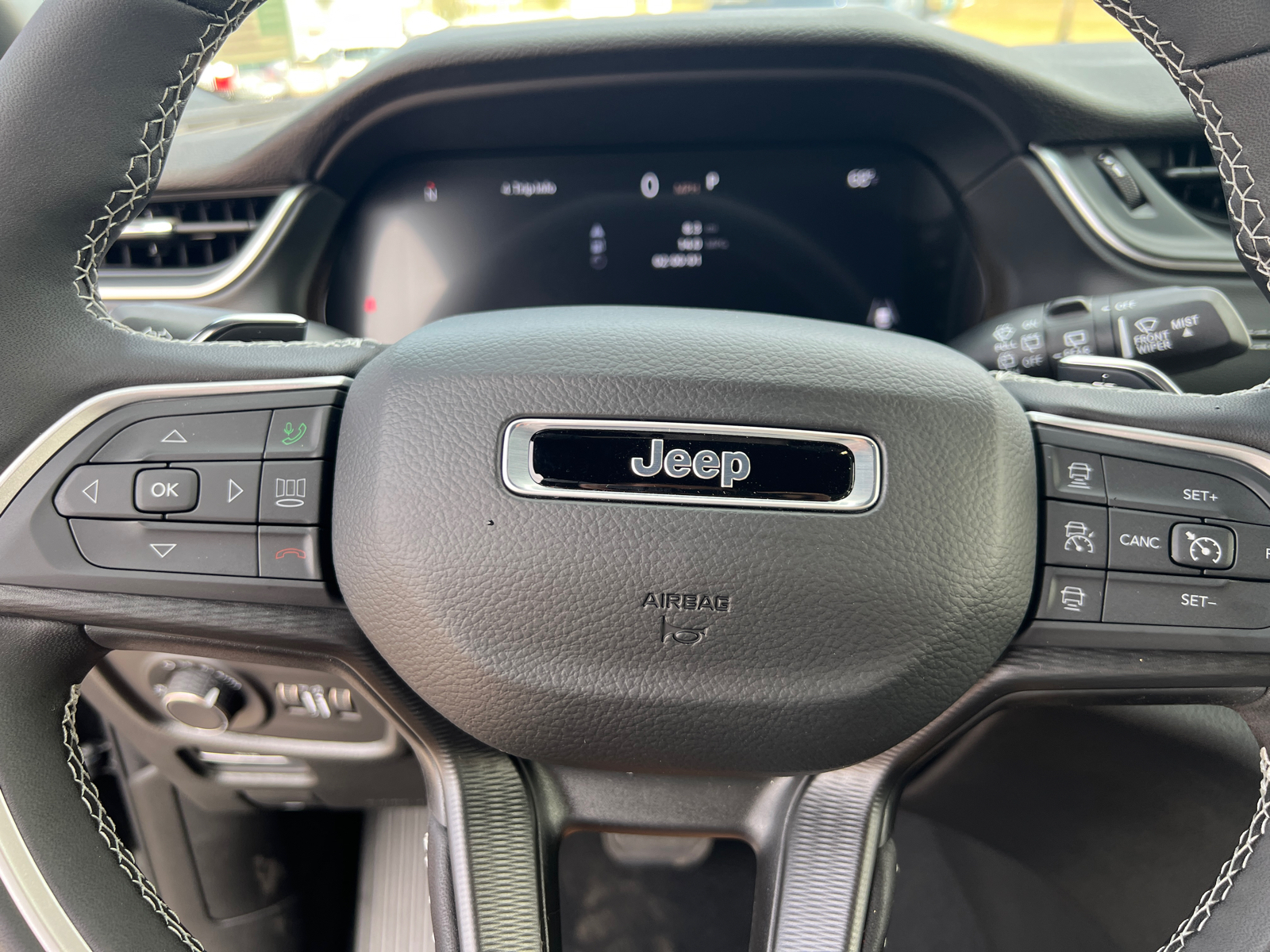 2024 Jeep Grand Cherokee L Altitude 24