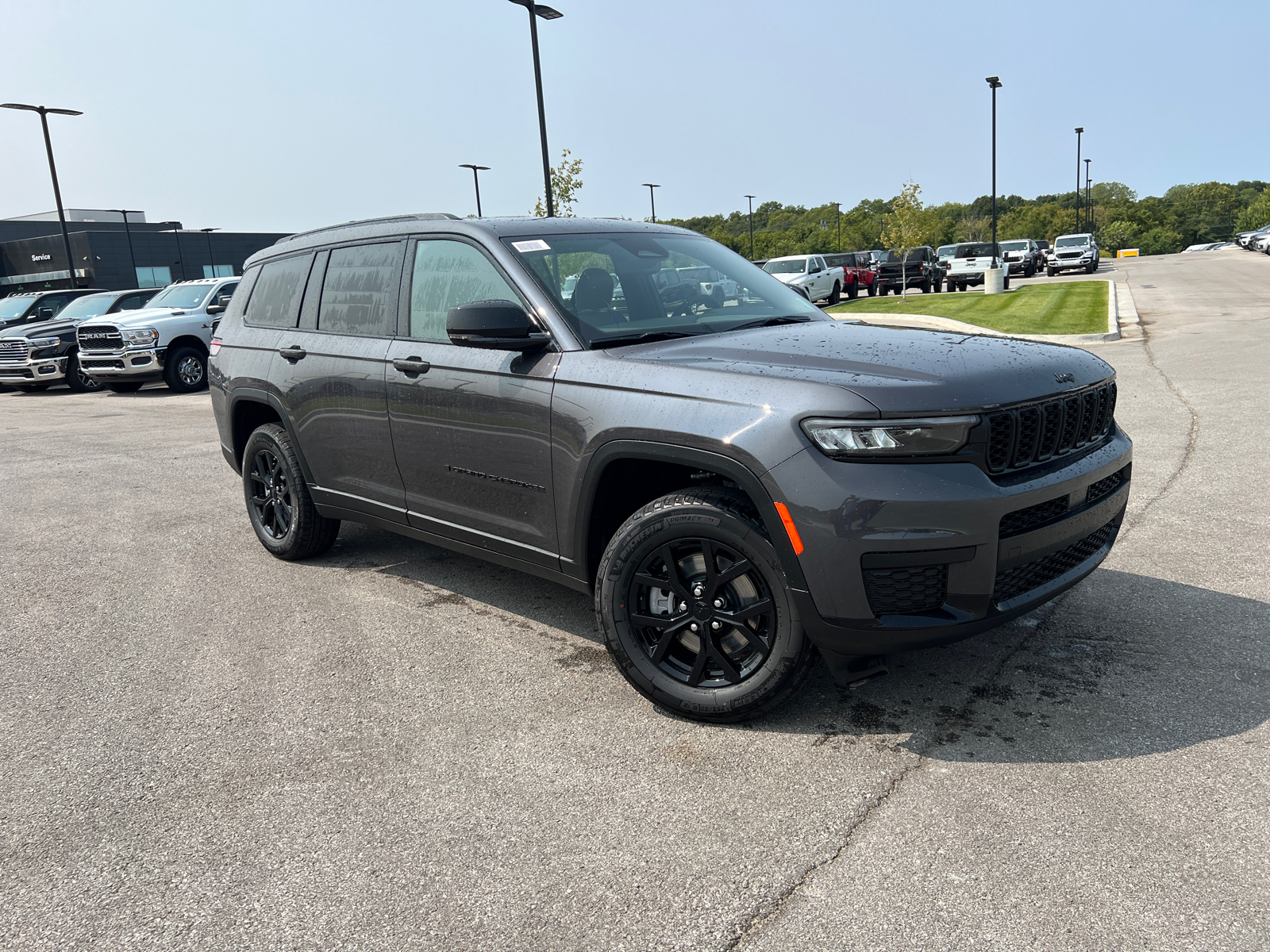 2024 Jeep Grand Cherokee L Altitude 1