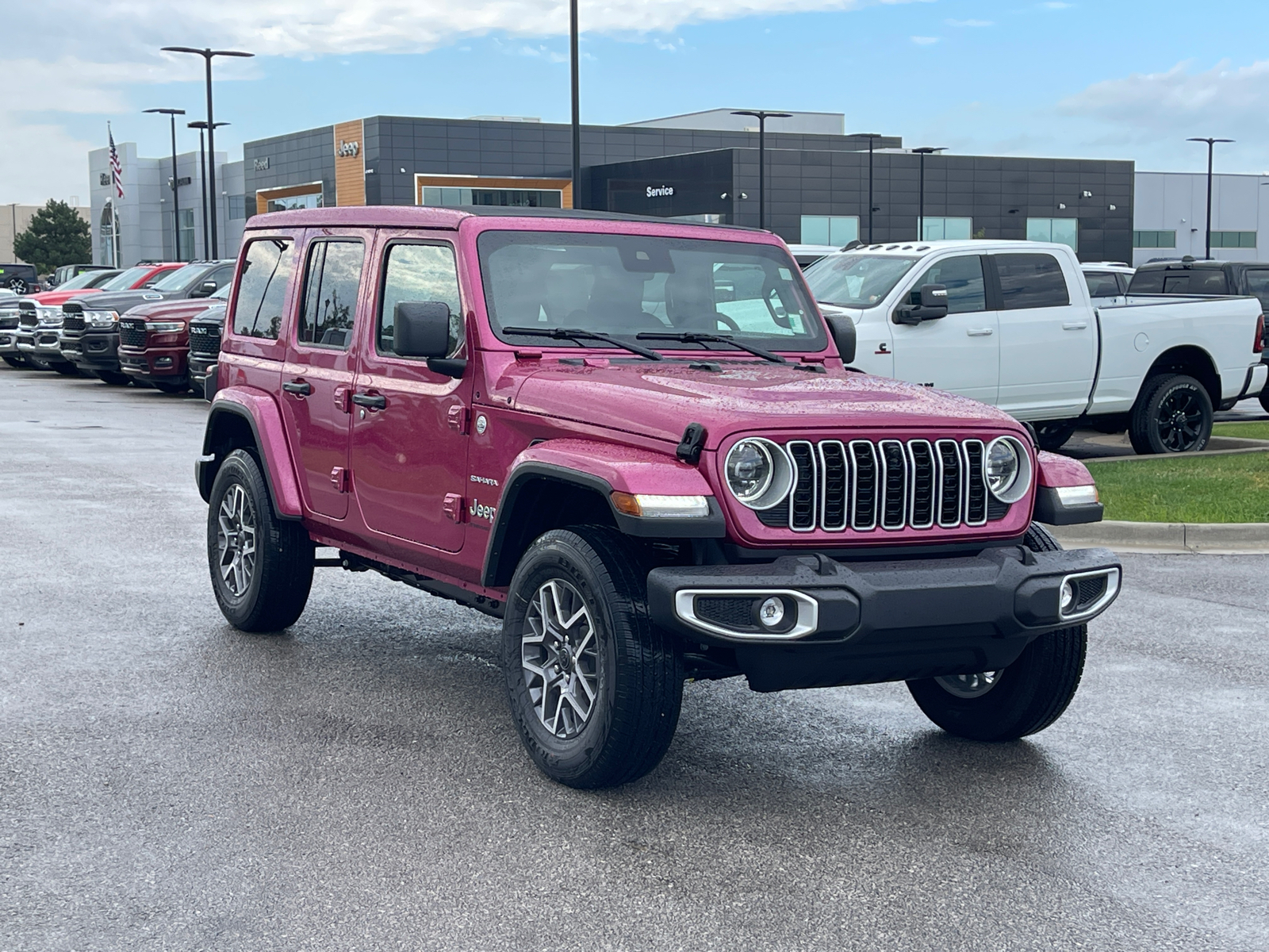 2024 Jeep Wrangler Sahara 2