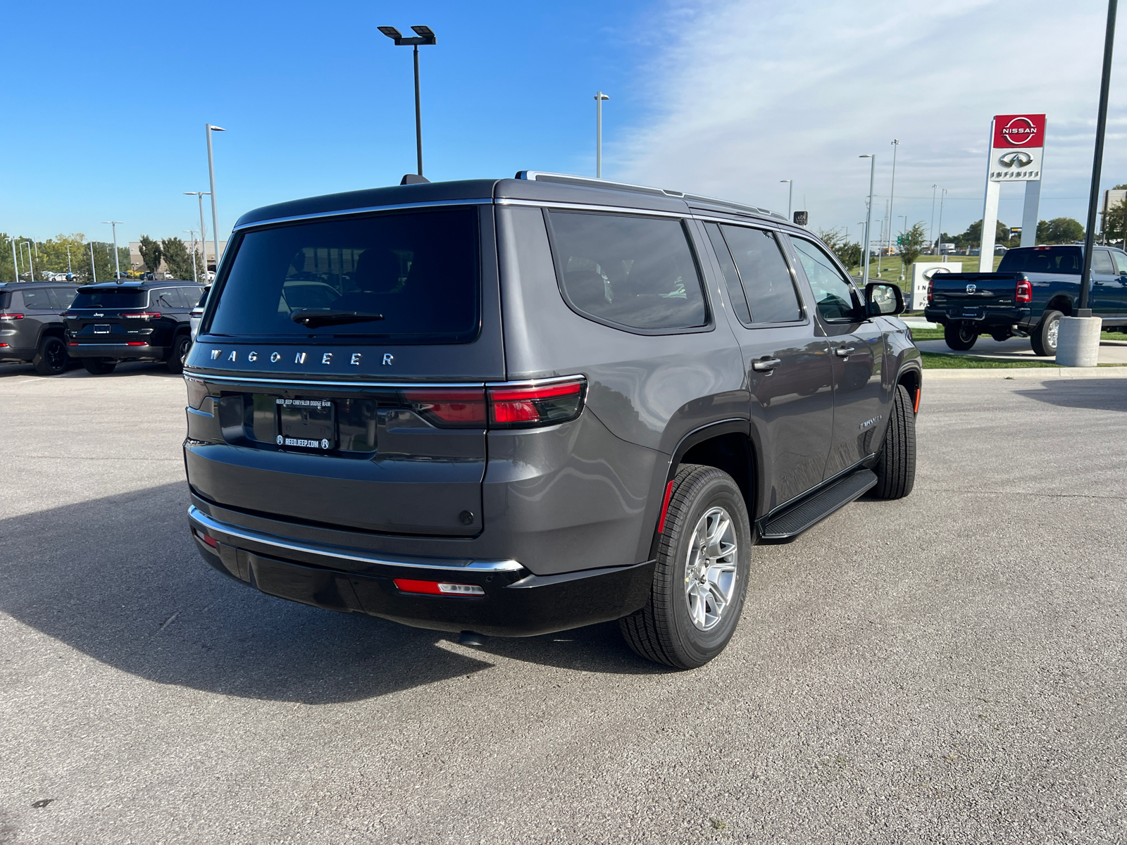 2024 Jeep Wagoneer 4X4 9