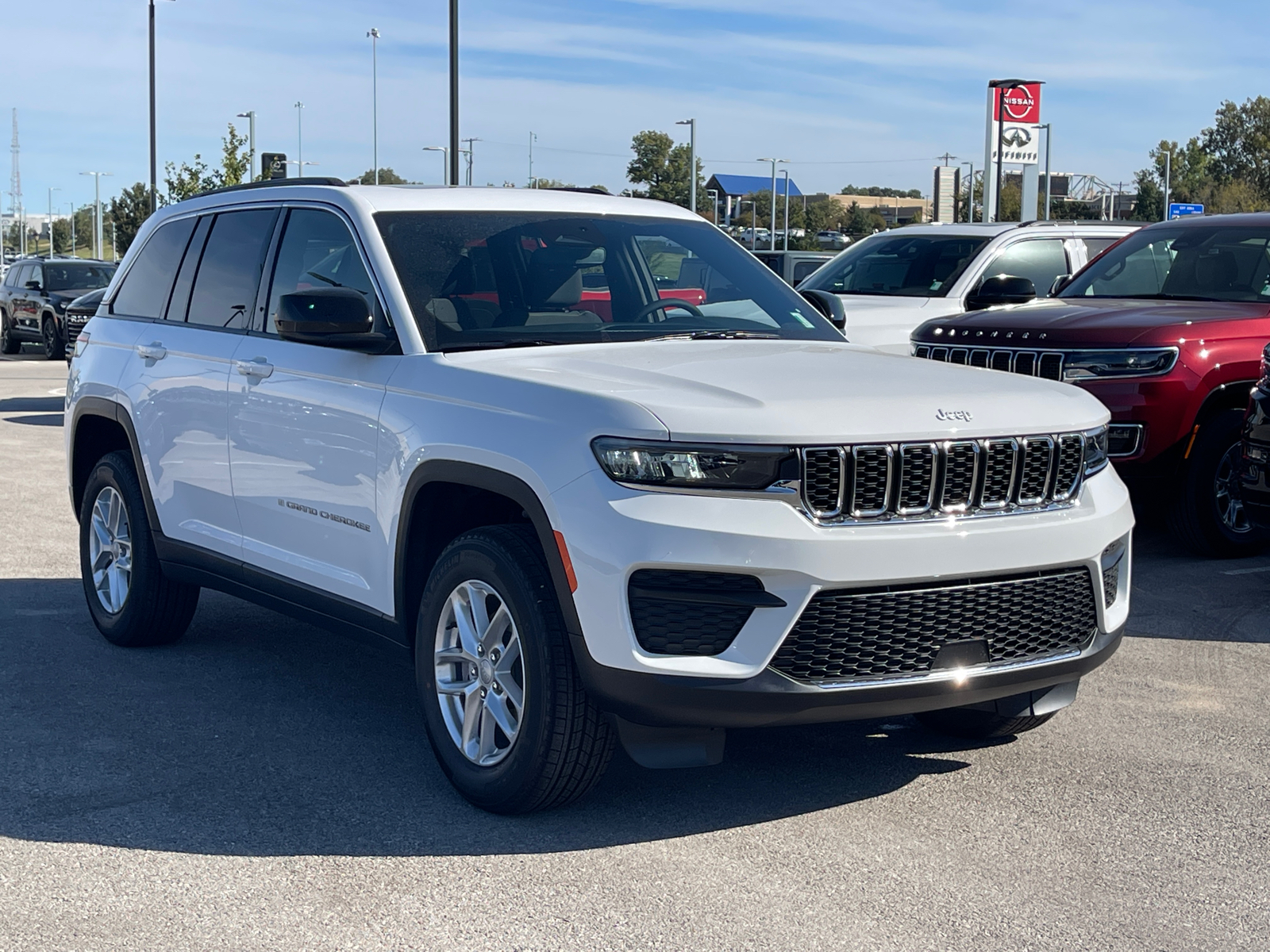 2024 Jeep Grand Cherokee Laredo X 2