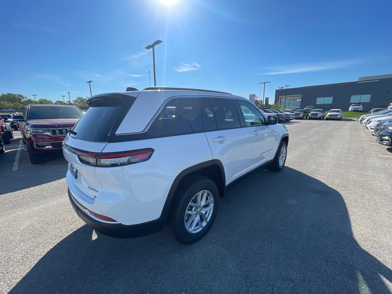 2024 Jeep Grand Cherokee Laredo X 10