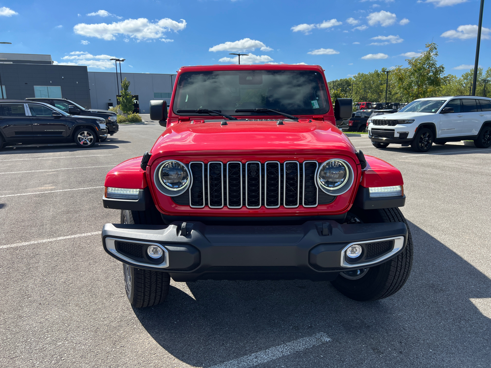 2024 Jeep Wrangler Sahara 3