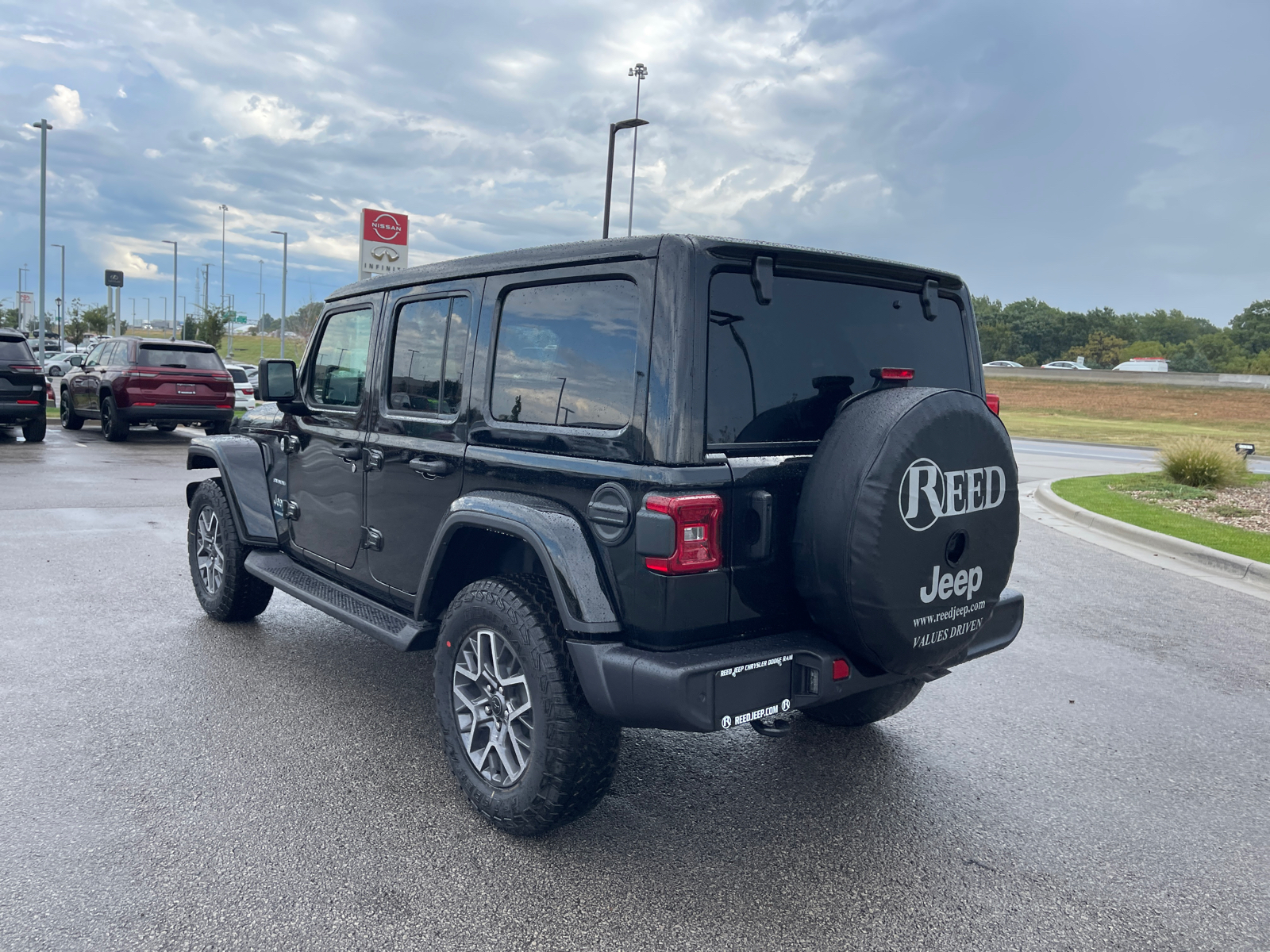 2024 Jeep Wrangler Sahara 7