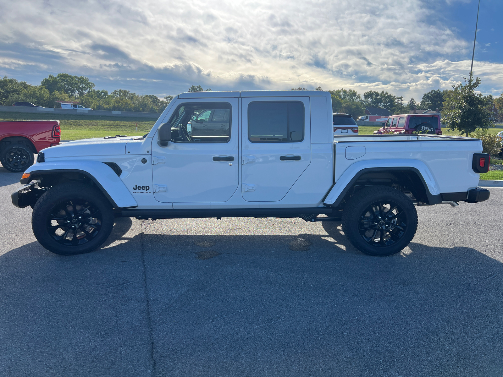 2024 Jeep Gladiator Sport 4x4 5