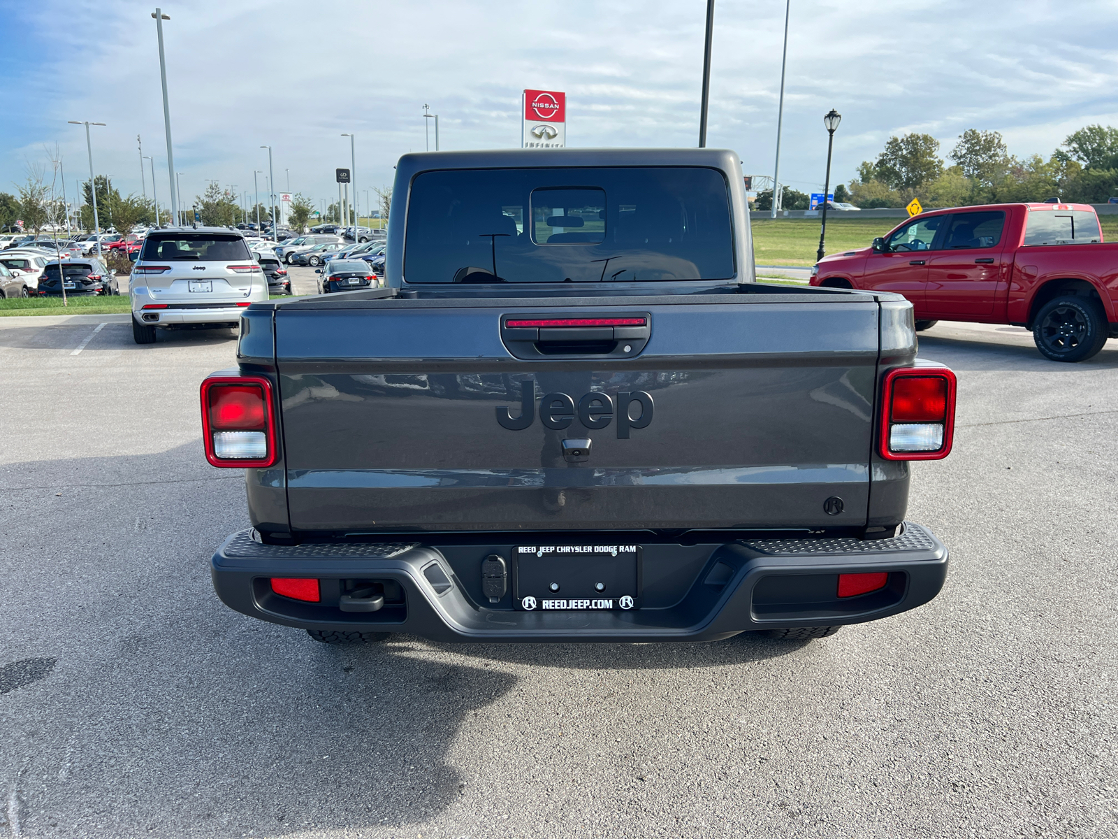 2024 Jeep Gladiator SPORT S 4X4 4x4 8