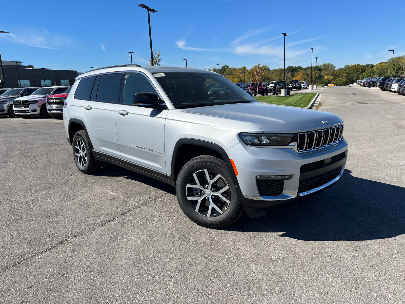 2024 Jeep Grand Cherokee L Limited 1