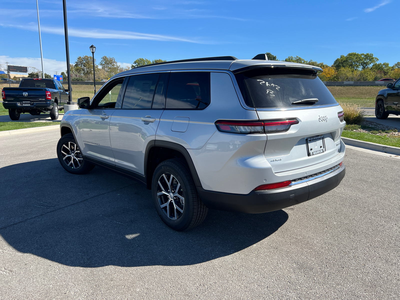 2024 Jeep Grand Cherokee L Limited 7