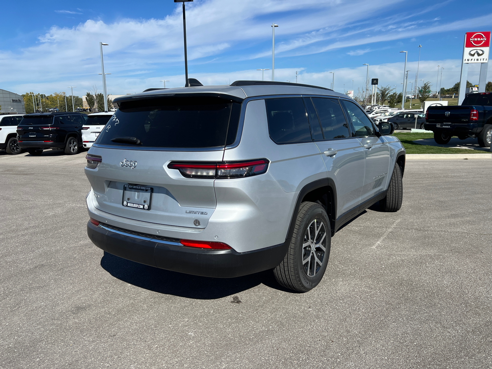 2024 Jeep Grand Cherokee L Limited 9